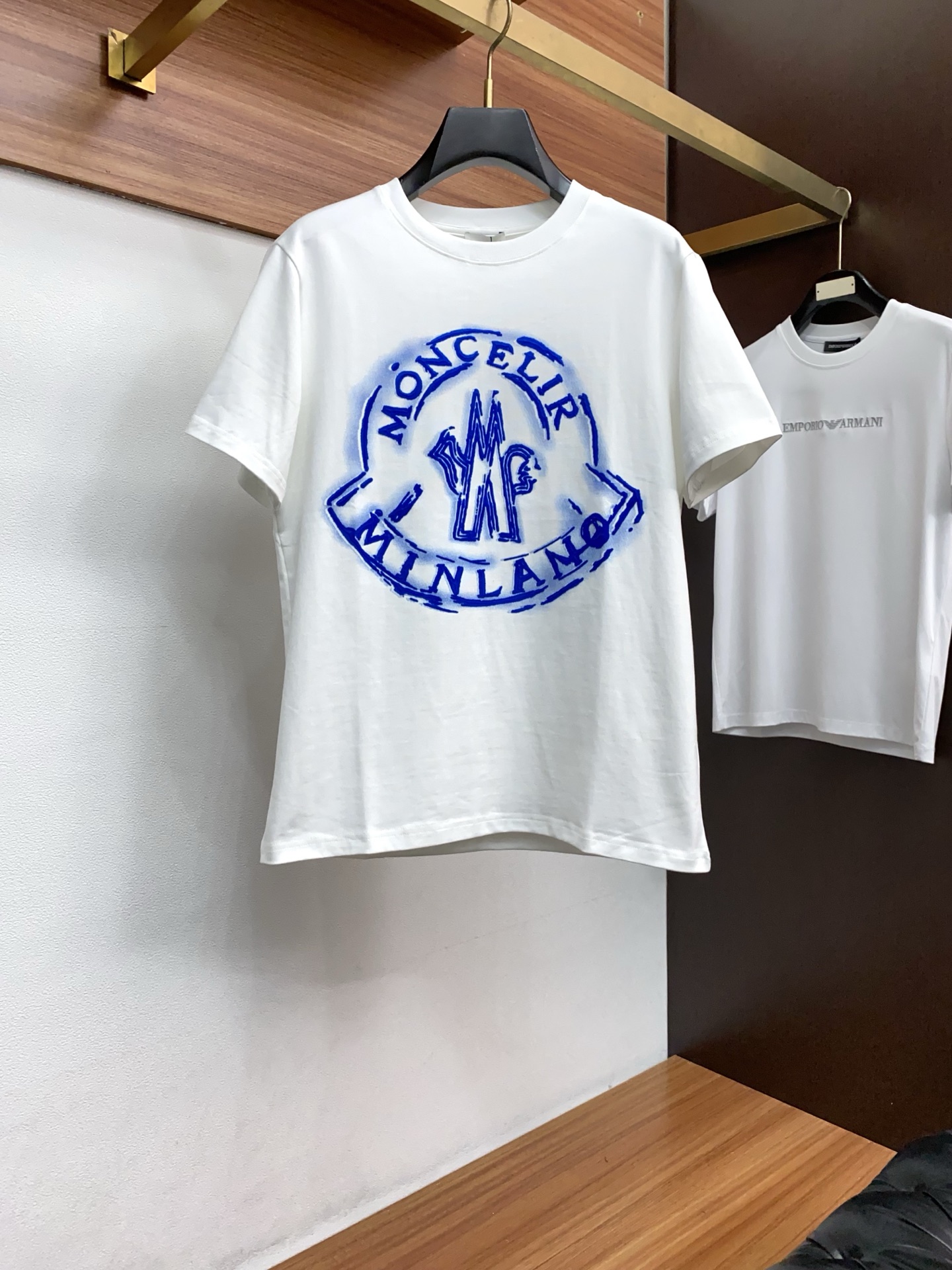 몽클레어 2026SS 자수 코튼 라운드넥 반팔 티셔츠 남성 1535 Moncler T Shirt