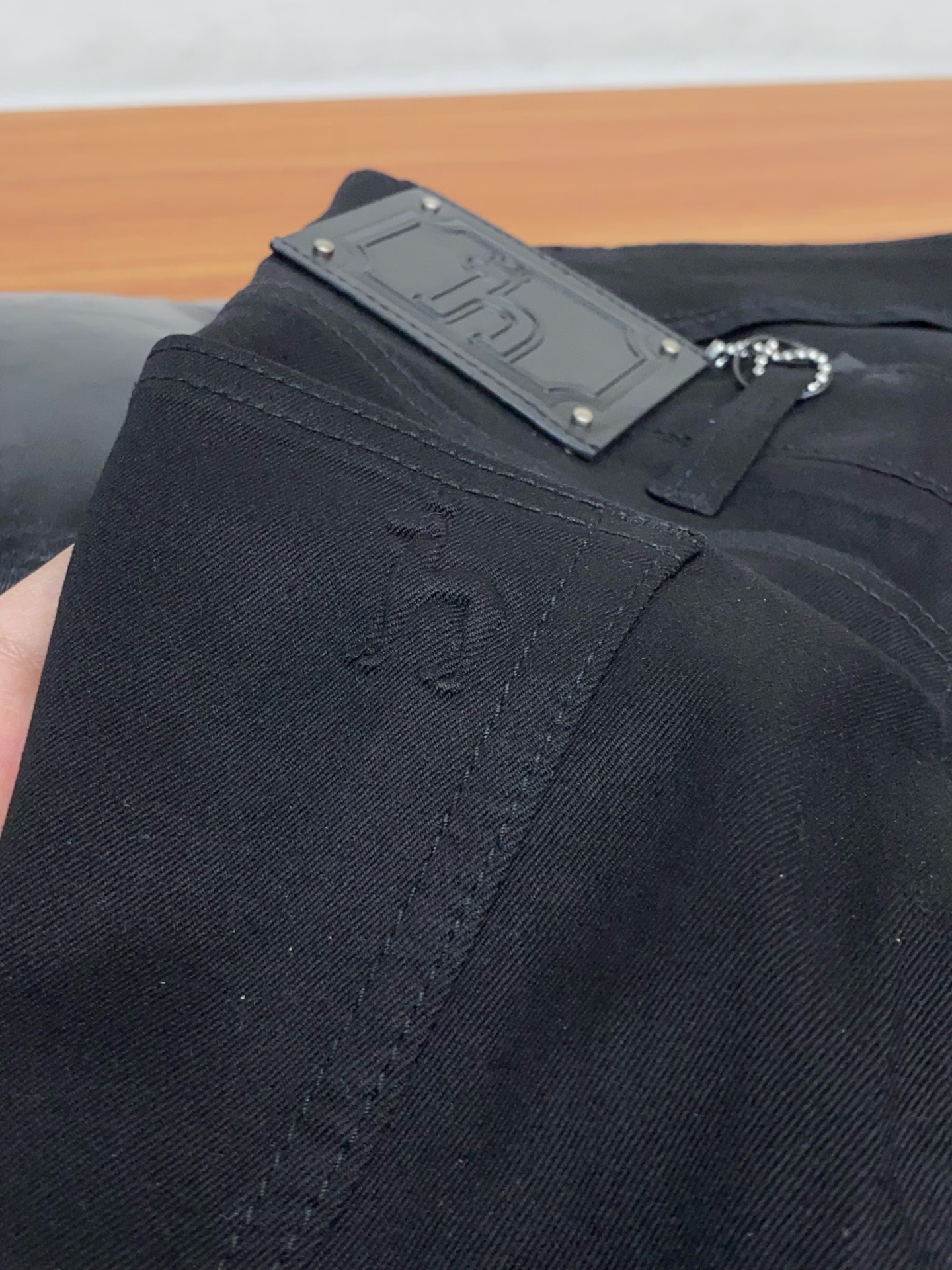 🌾 H 高端定制、2026早春最新款牛仔裤 柜台同步发售 原版定制复刻 客供五金辅料 原单品质 进口牛仔