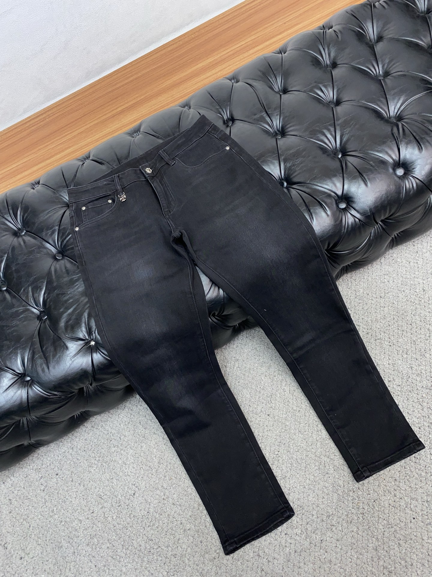 🌾 克罗心 高端定制、2026早春最新款牛仔裤 柜台同步发售 原版定制复刻 客供五金辅料 原单品质 进口