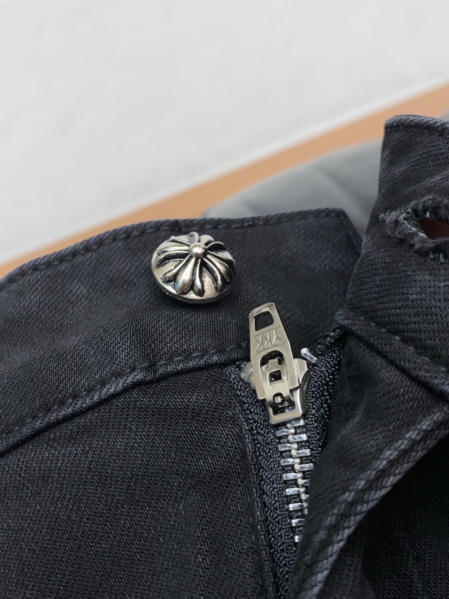 🌾 克罗心 高端定制、2026早春最新款牛仔裤 柜台同步发售 原版定制复刻 客供五金辅料 原单品质 进口