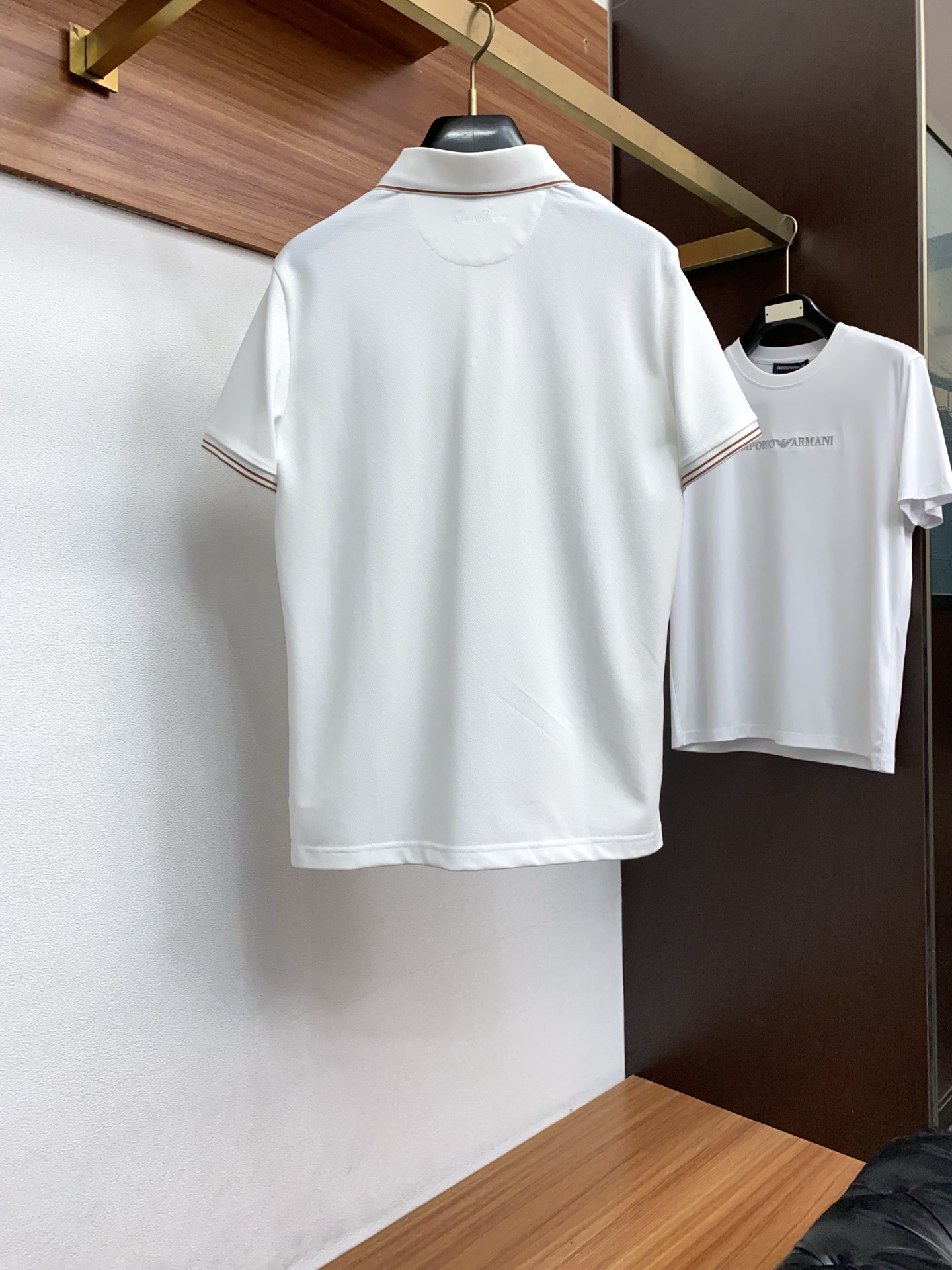 Loro Piana 诺悠翩雅 2026s经典时尚翻领 Polo衫短袖 ，贸易公司渠道订单，简约大气，时