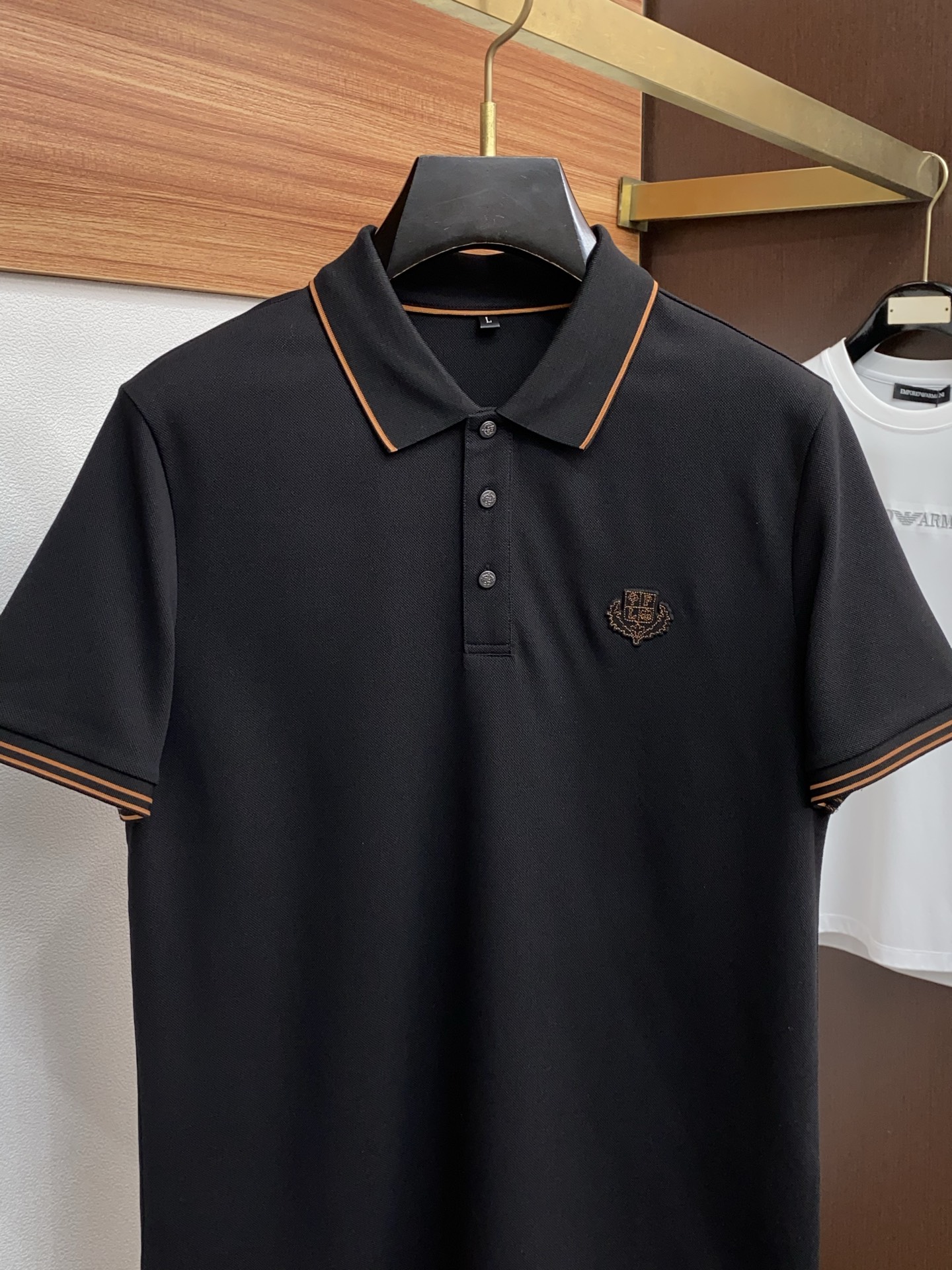 Loro Piana 诺悠翩雅 2026s经典时尚翻领 Polo衫短袖 ，贸易公司渠道订单，简约大气，时