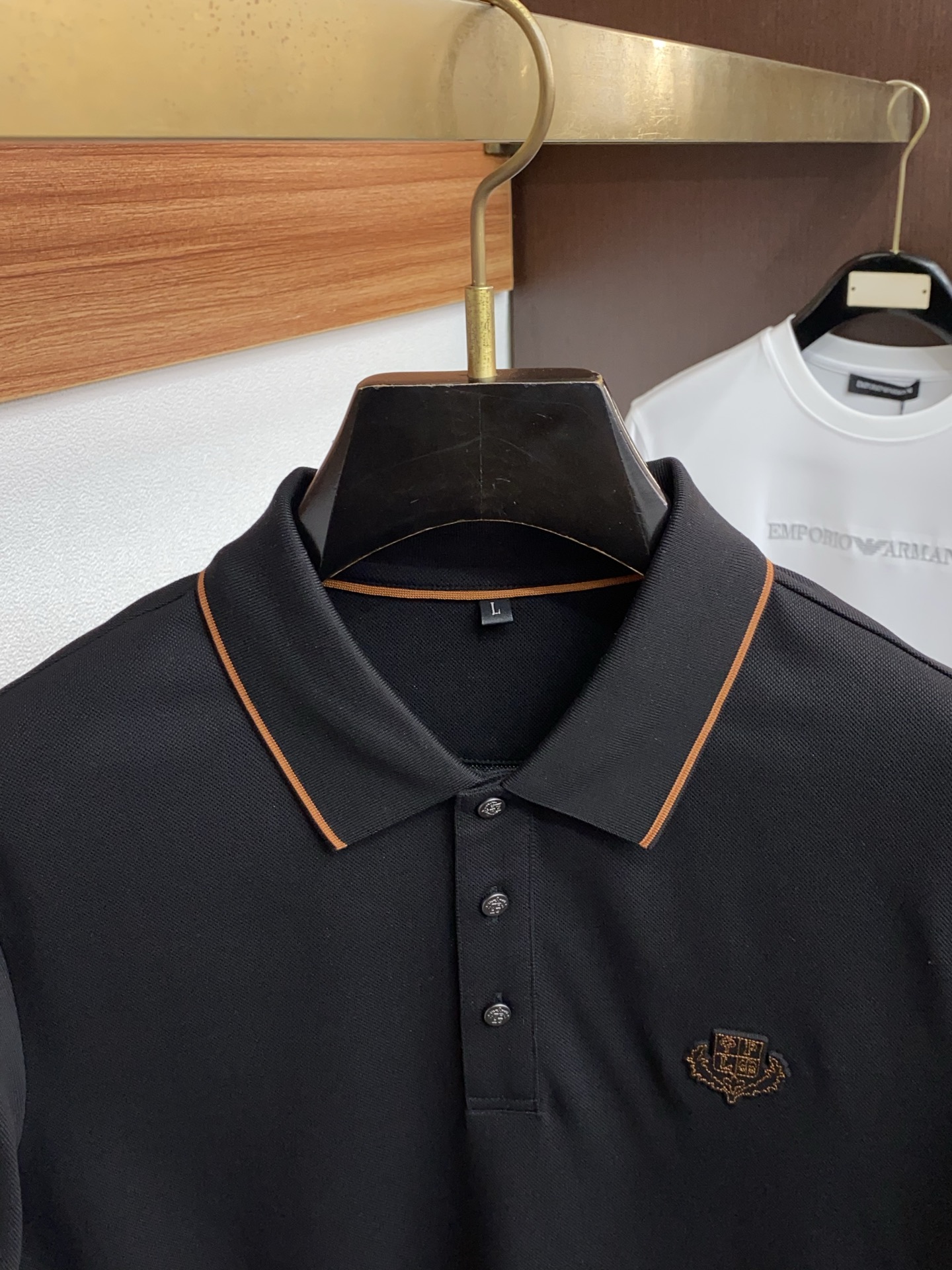 Loro Piana 诺悠翩雅 2026s经典时尚翻领 Polo衫短袖 ，贸易公司渠道订单，简约大气，时