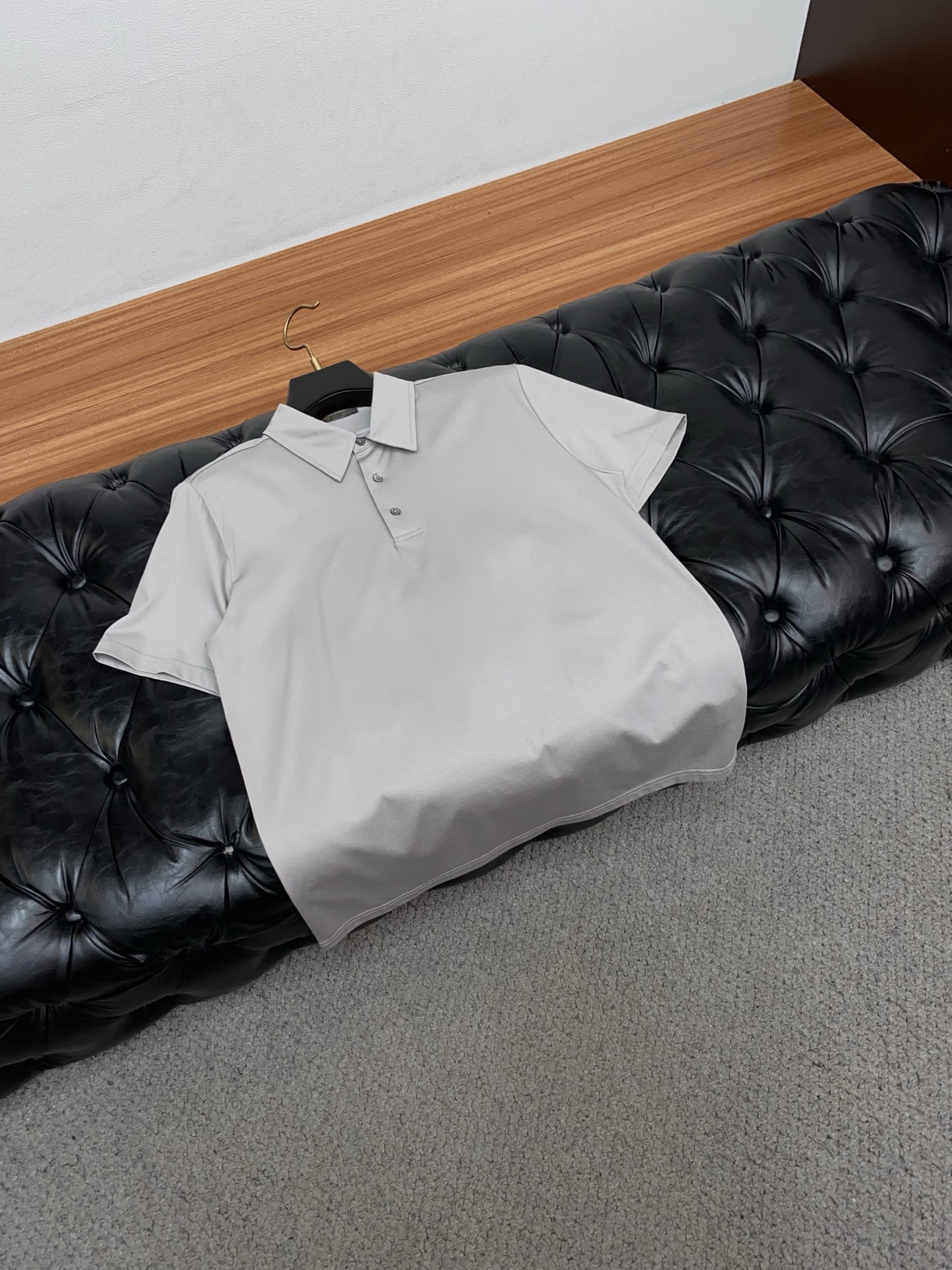 Loro Piana 诺悠翩雅 2026s经典时尚翻领 Polo衫短袖 ，贸易公司渠道订单，简约大气，时