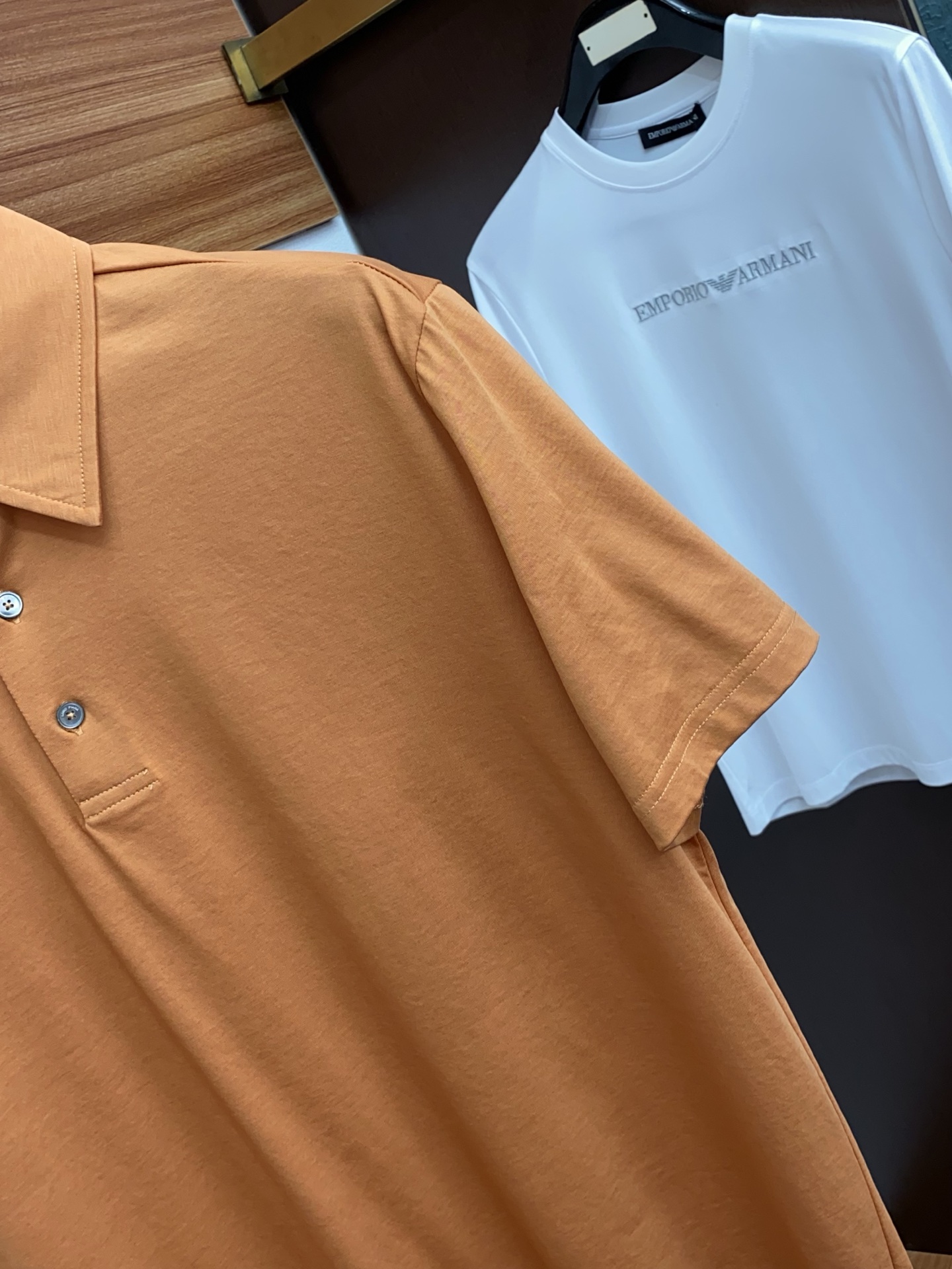 Loro Piana 诺悠翩雅 2026s经典时尚翻领 Polo衫短袖 ，贸易公司渠道订单，简约大气，时