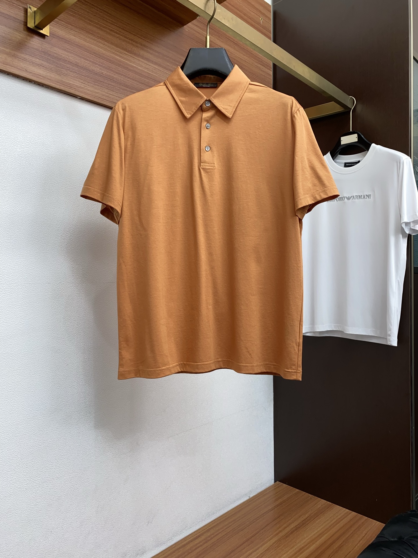 Loro Piana 诺悠翩雅 2026s经典时尚翻领 Polo衫短袖 ，贸易公司渠道订单，简约大气，时