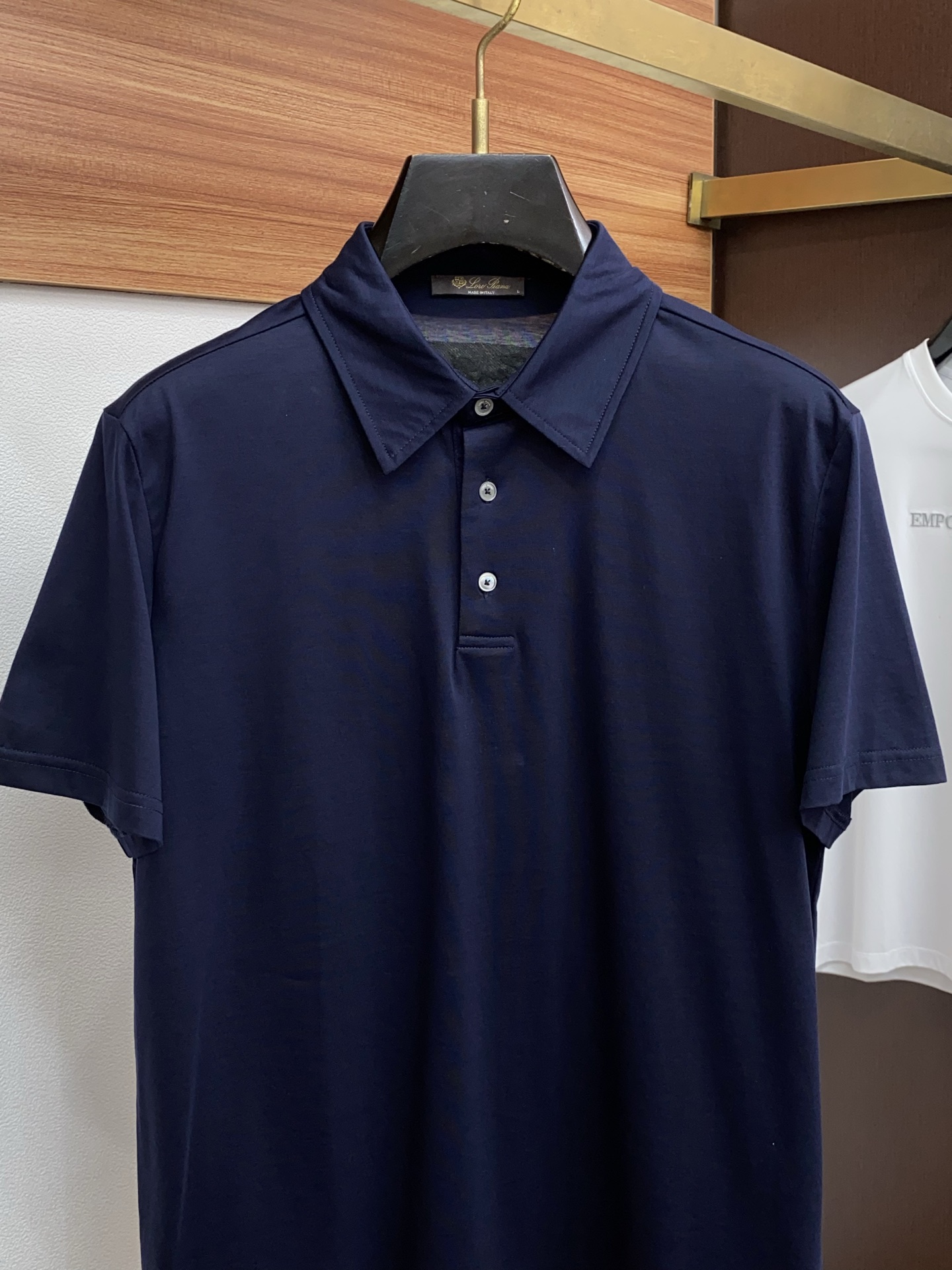 Loro Piana 诺悠翩雅 2026s经典时尚翻领 Polo衫短袖 ，贸易公司渠道订单，简约大气，时