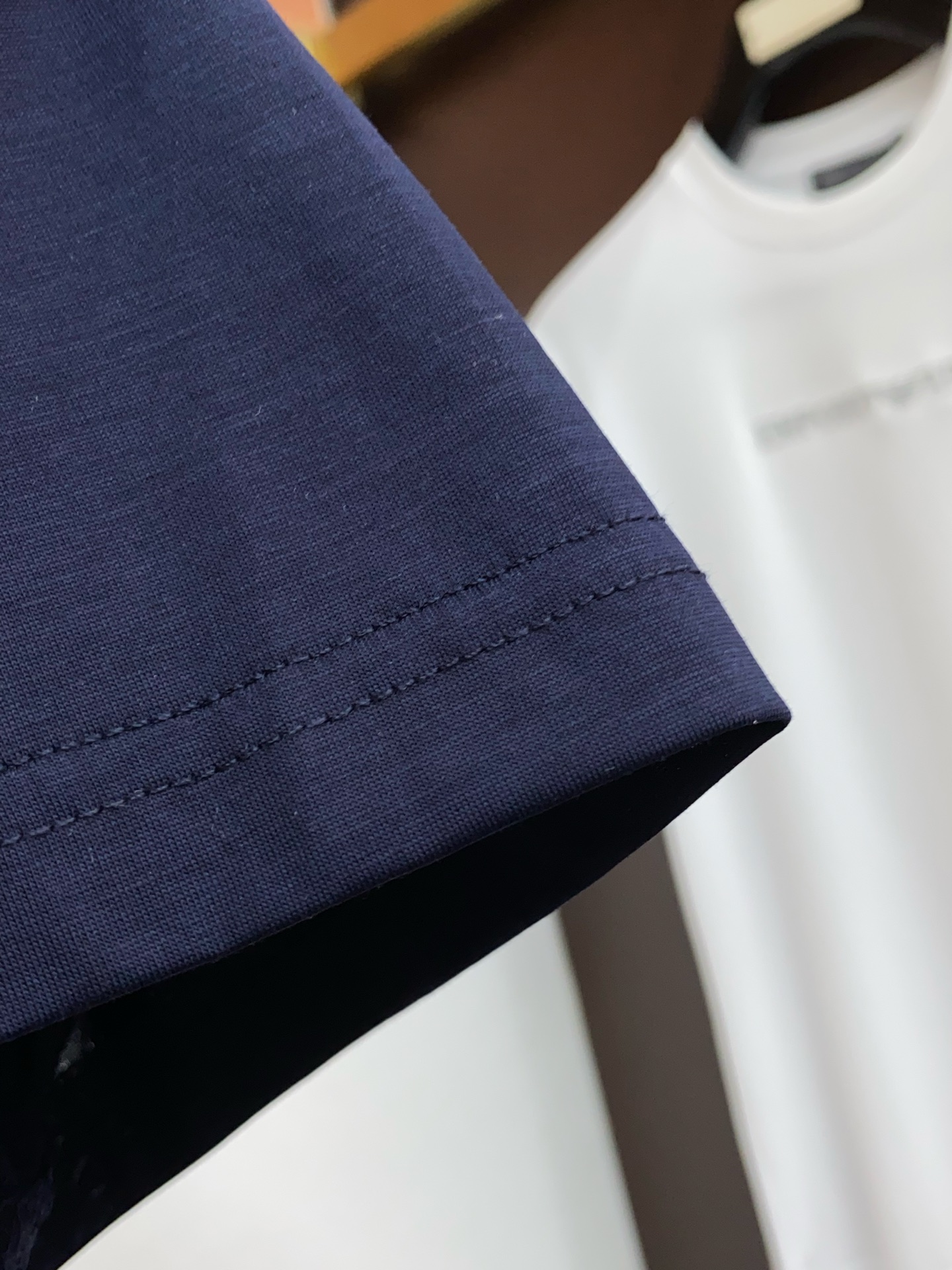 Loro Piana 诺悠翩雅 2026s经典时尚翻领 Polo衫短袖 ，贸易公司渠道订单，简约大气，时