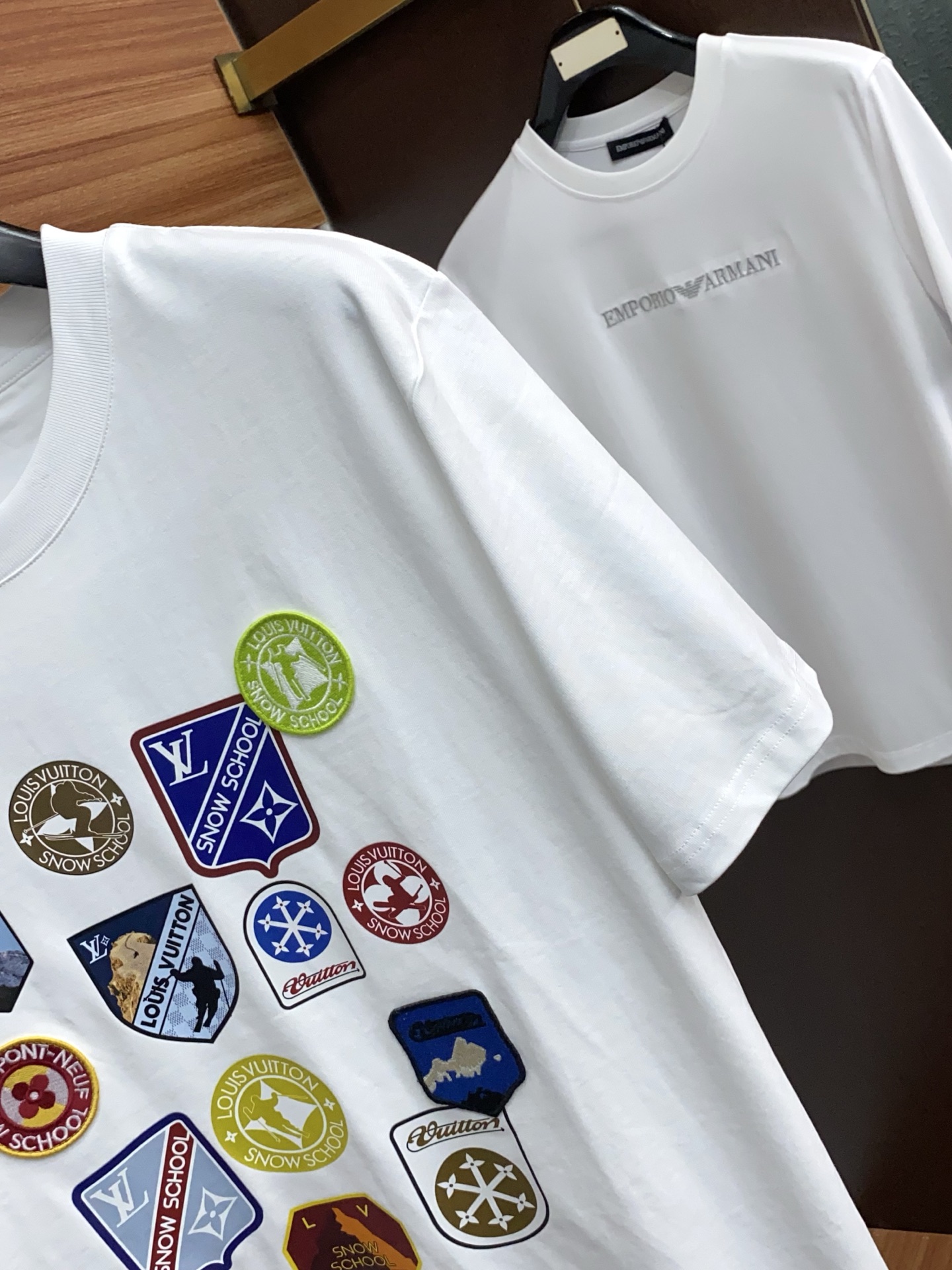 1v路易威登 26SS春夏新款 纯棉质圆领短袖 男士基础款纯白专柜短袖T恤衫！贸易公司渠道稀出，同步官网