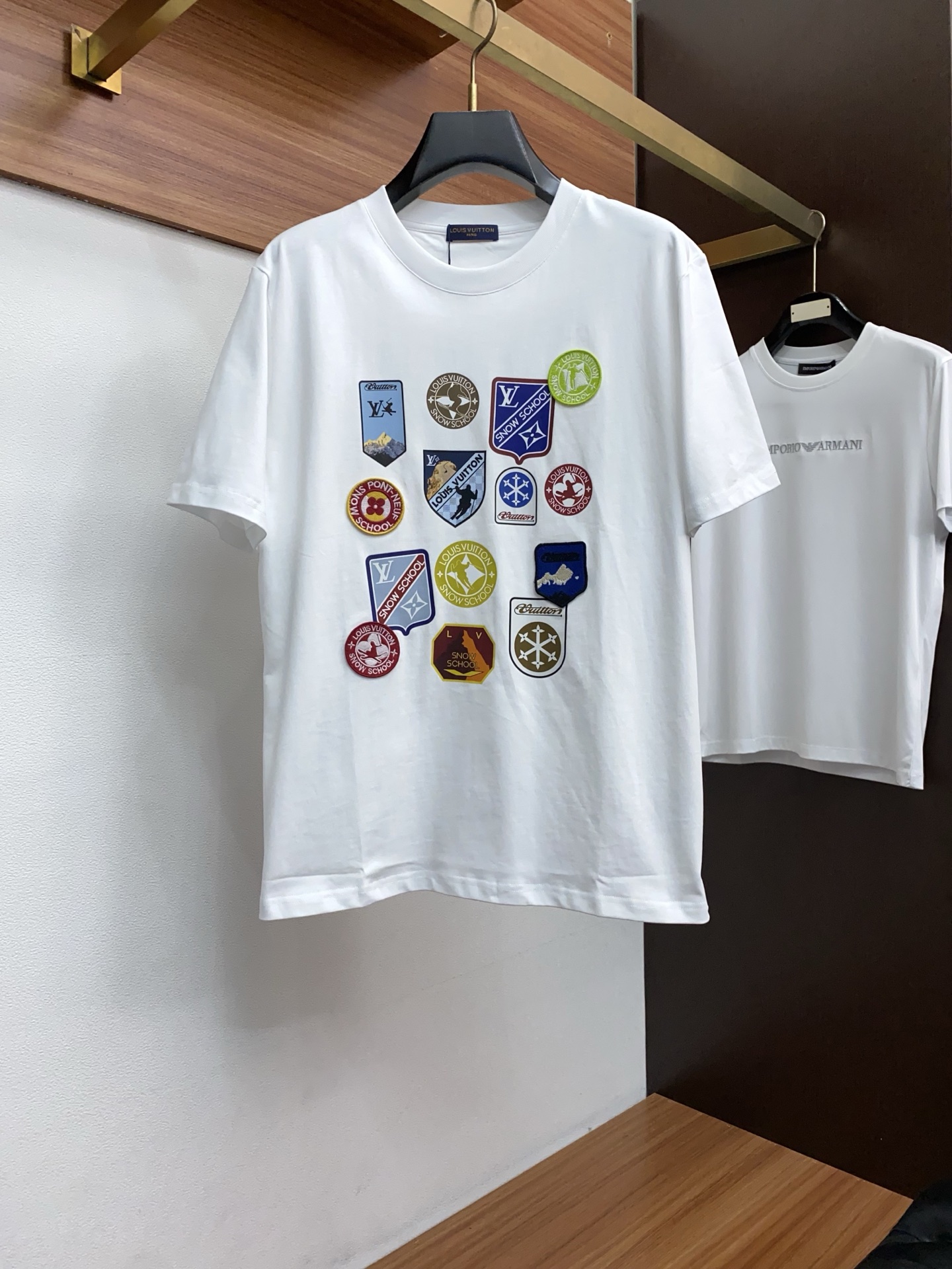 1v路易威登 26SS春夏新款 纯棉质圆领短袖 男士基础款纯白专柜短袖T恤衫！贸易公司渠道稀出，同步官网