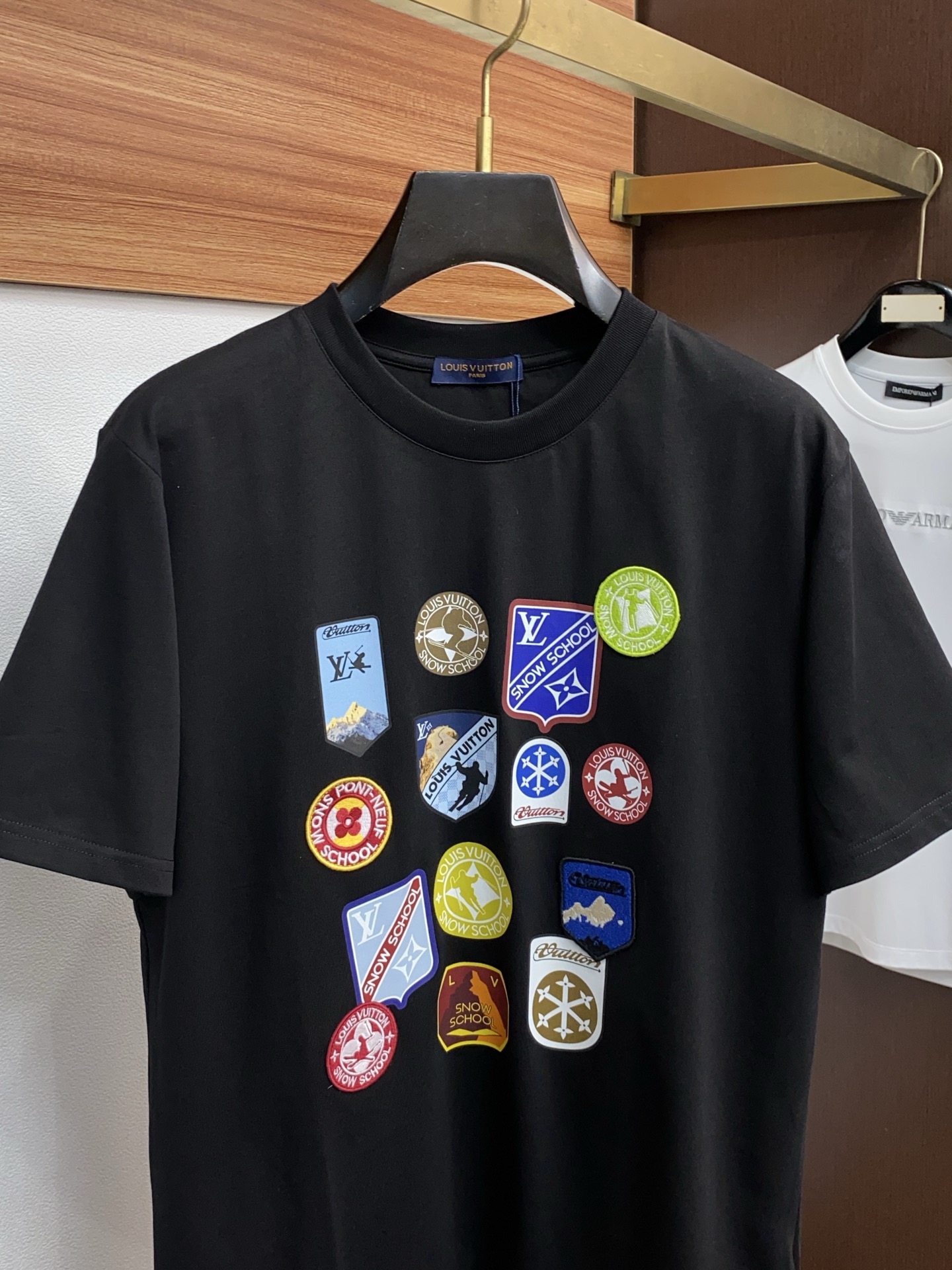 1v 路易威登 26SS春夏新款 纯棉质圆领短袖 男士基础款纯白专柜短袖T恤衫！贸易公司渠道稀出，同步官