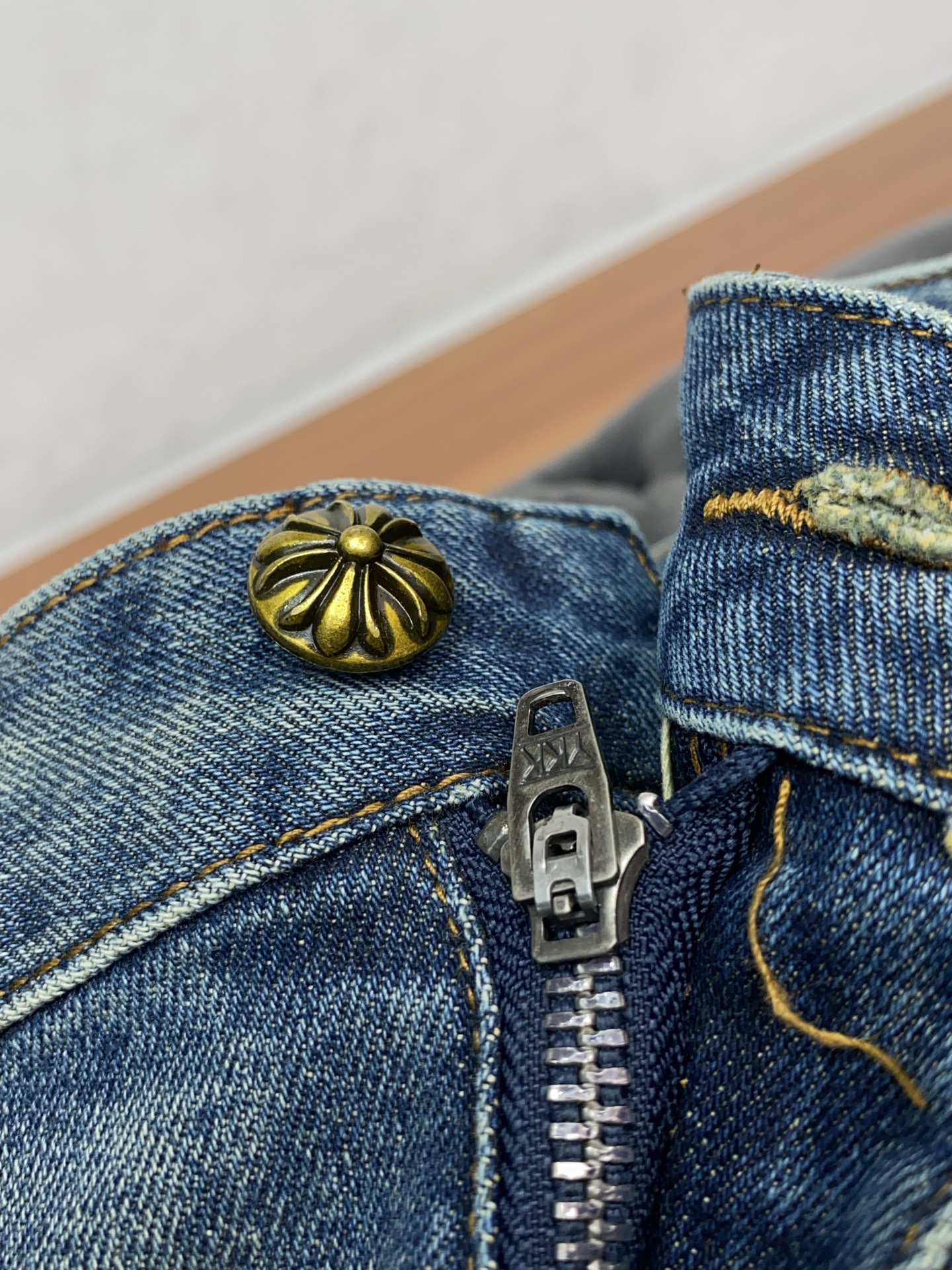 🌾 克罗心 高端定制、2026早春最新款牛仔裤 柜台同步发售 原版定制复刻 客供五金辅料 原单品质 进口