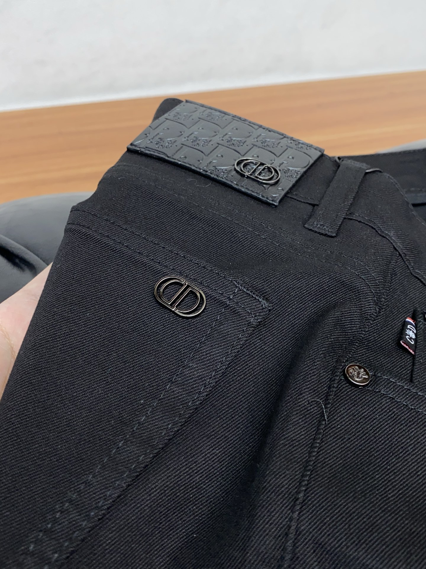 迪奥 高端定制、2026早春最新款牛仔裤 柜台同步发售 原版定制复刻 客供五金辅料 原单品质 进口牛仔面