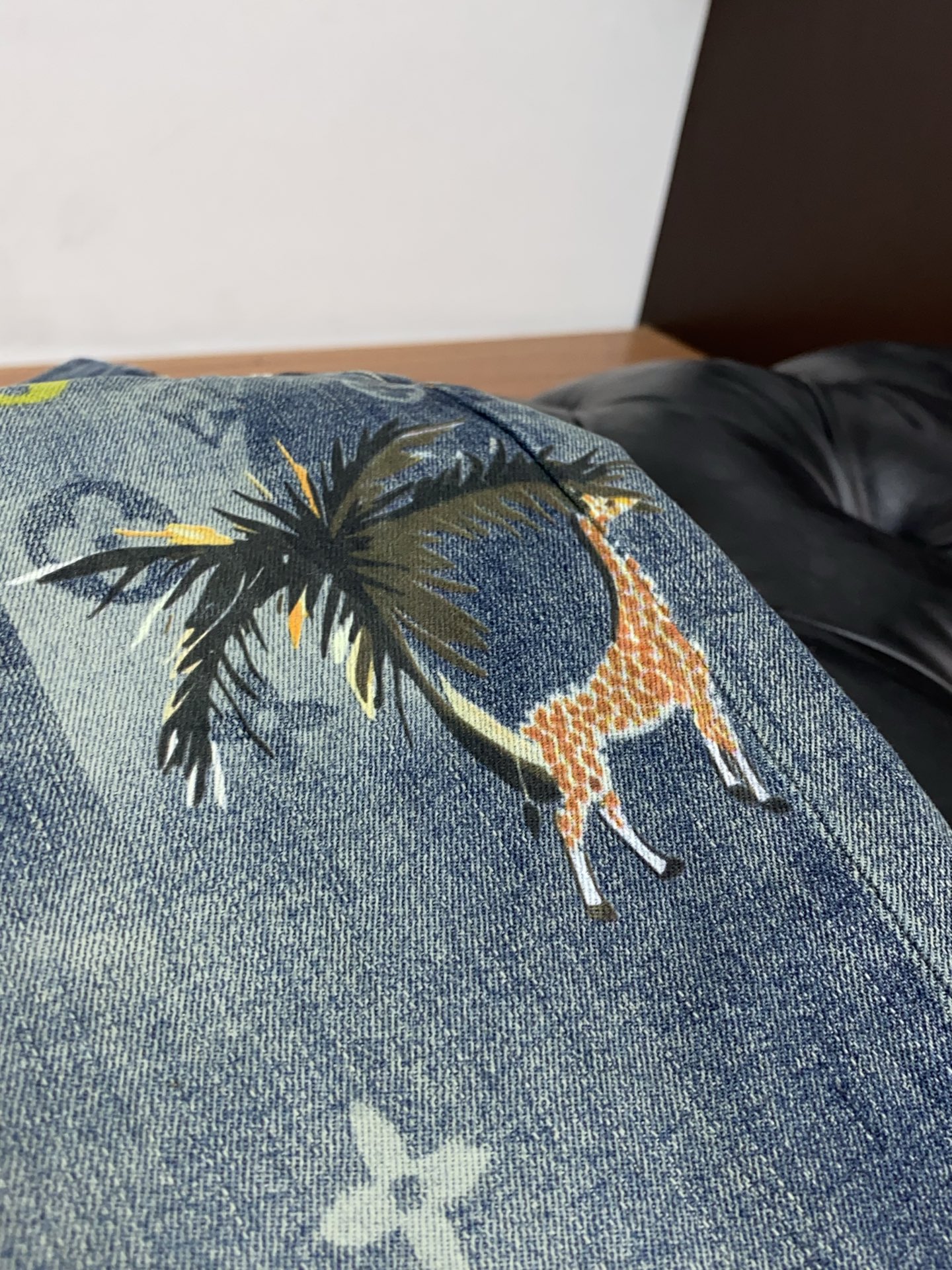 1v路易威登 高端定制、2026早春最新款牛仔裤 柜台同步发售 原版定制复刻 客供五金辅料 原单品质 进