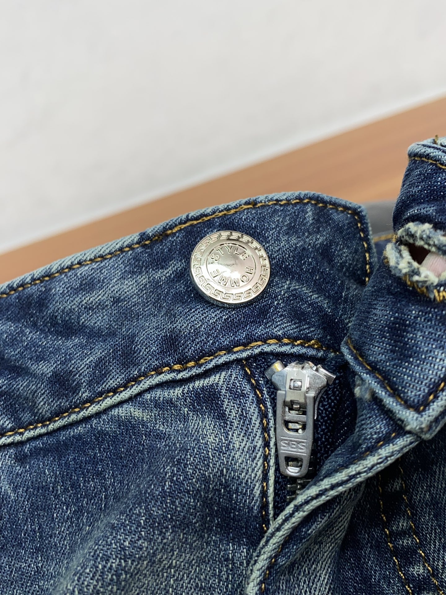 1v路易威登 高端定制、2026早春最新款牛仔裤 柜台同步发售 原版定制复刻 客供五金辅料 原单品质 进