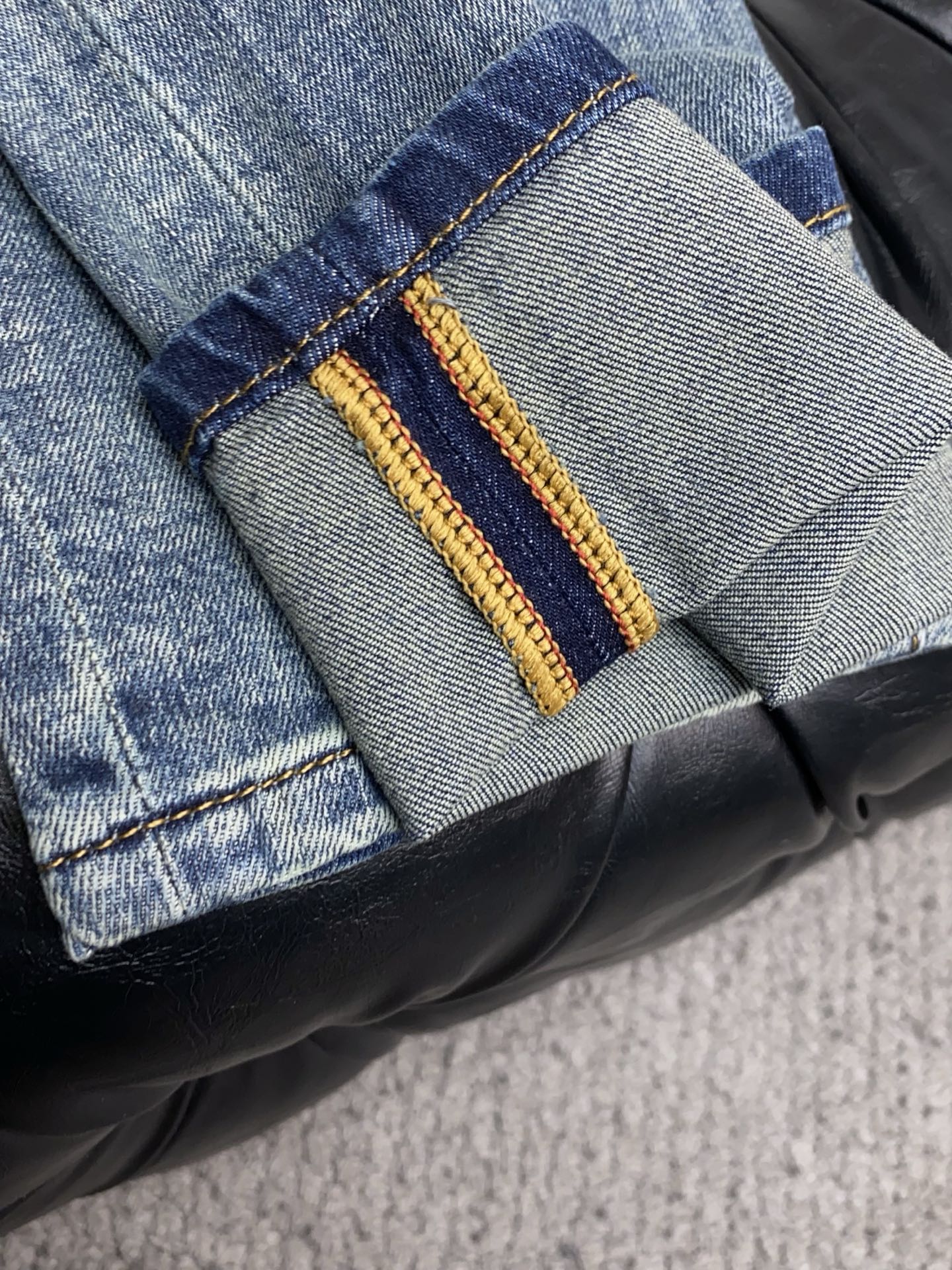 1v路易威登 高端定制、2026早春最新款牛仔裤 柜台同步发售 原版定制复刻 客供五金辅料 原单品质 进