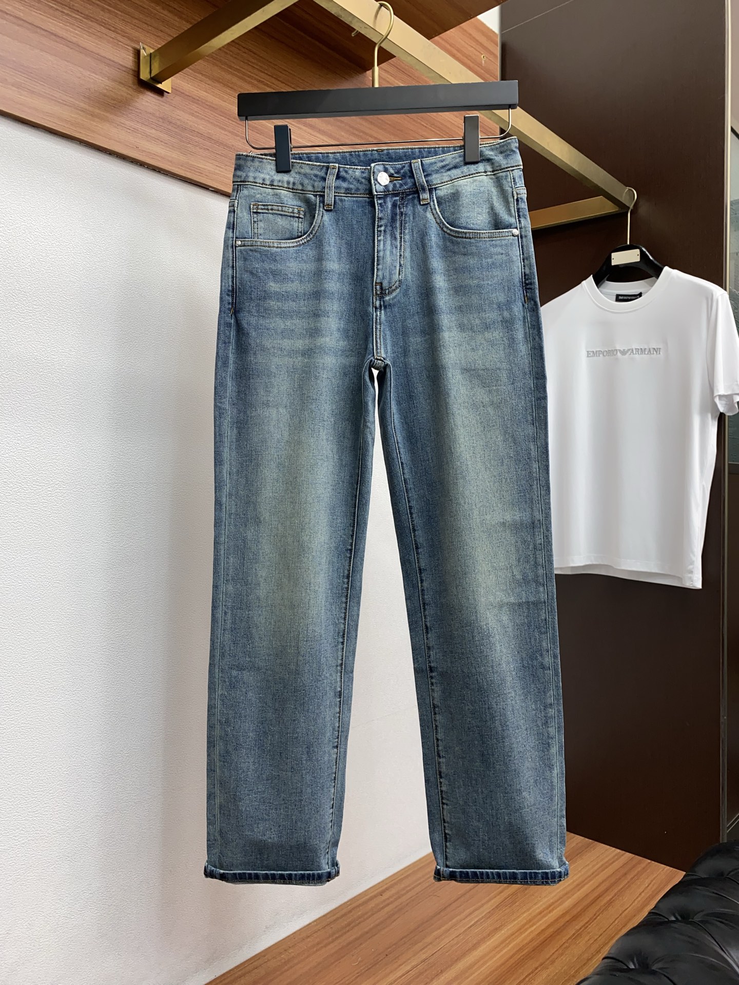 1v路易威登 26春夏 新品 原单男士修身牛仔休闲裤 纯血统品 G柜7000+ 每季必出的类型，无需质疑