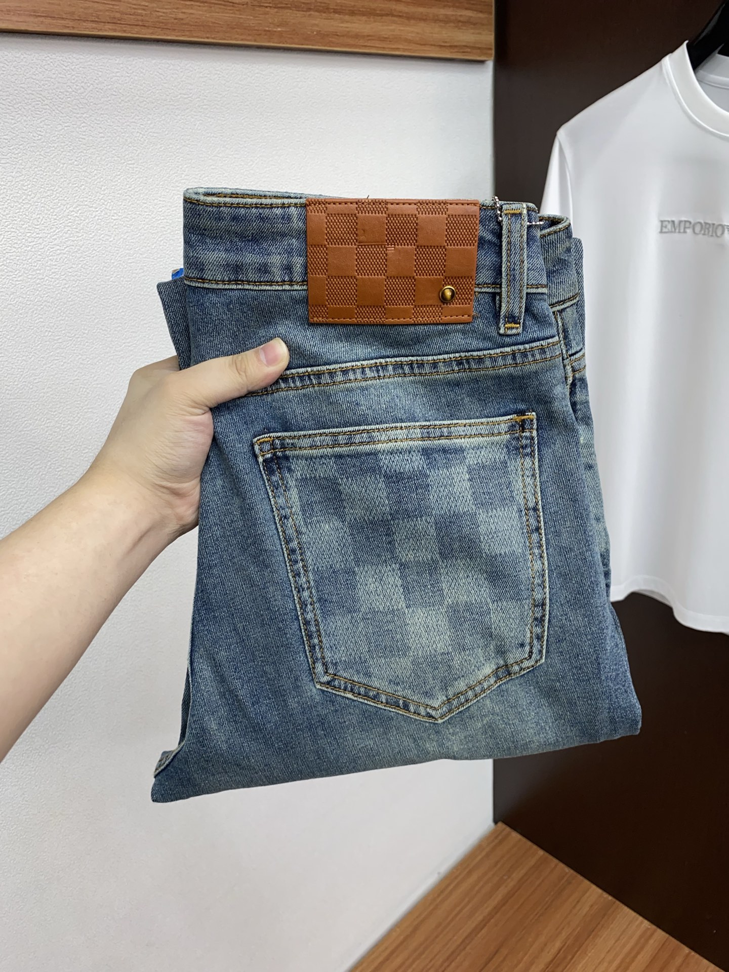 1v路易威登 26春夏 新品 原单男士修身牛仔休闲裤 纯血统品 G柜7000+ 每季必出的类型，无需质疑