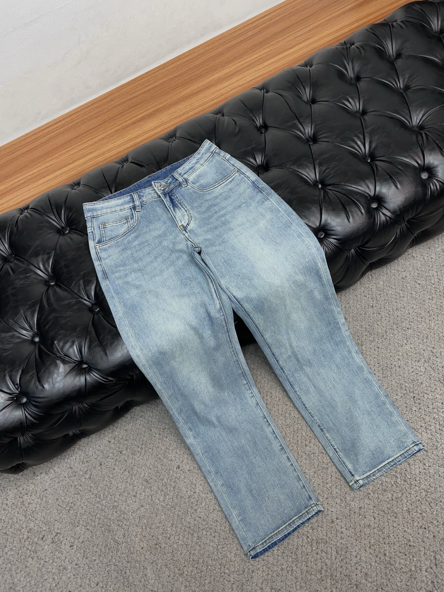 1v路易威登 26春夏 新品 原单男士修身牛仔休闲裤 纯血统品 G柜7000+ 每季必出的类型，无需质疑