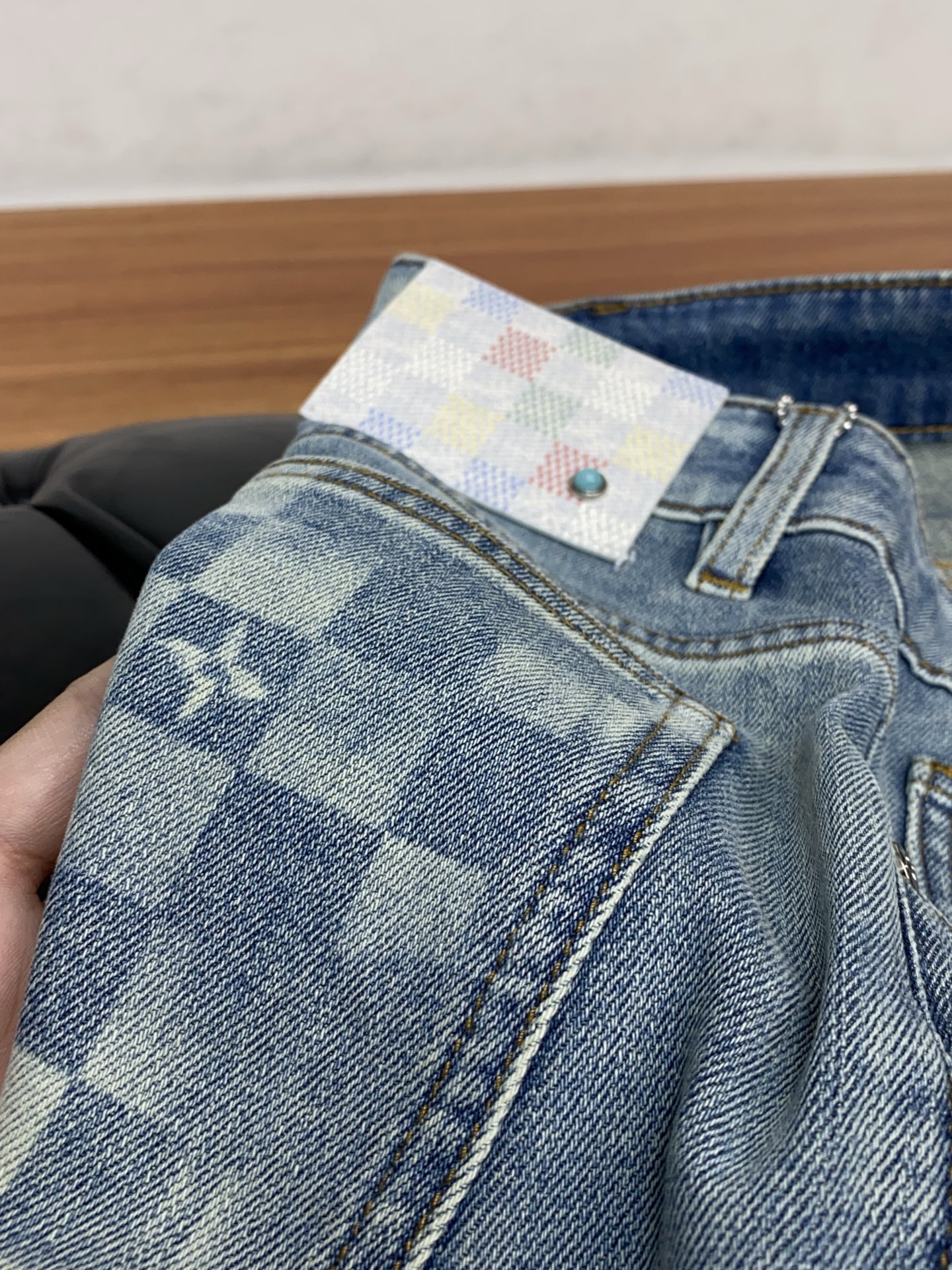 1v路易威登 26春夏 新品 原单男士修身牛仔休闲裤 纯血统品 G柜7000+ 每季必出的类型，无需质疑