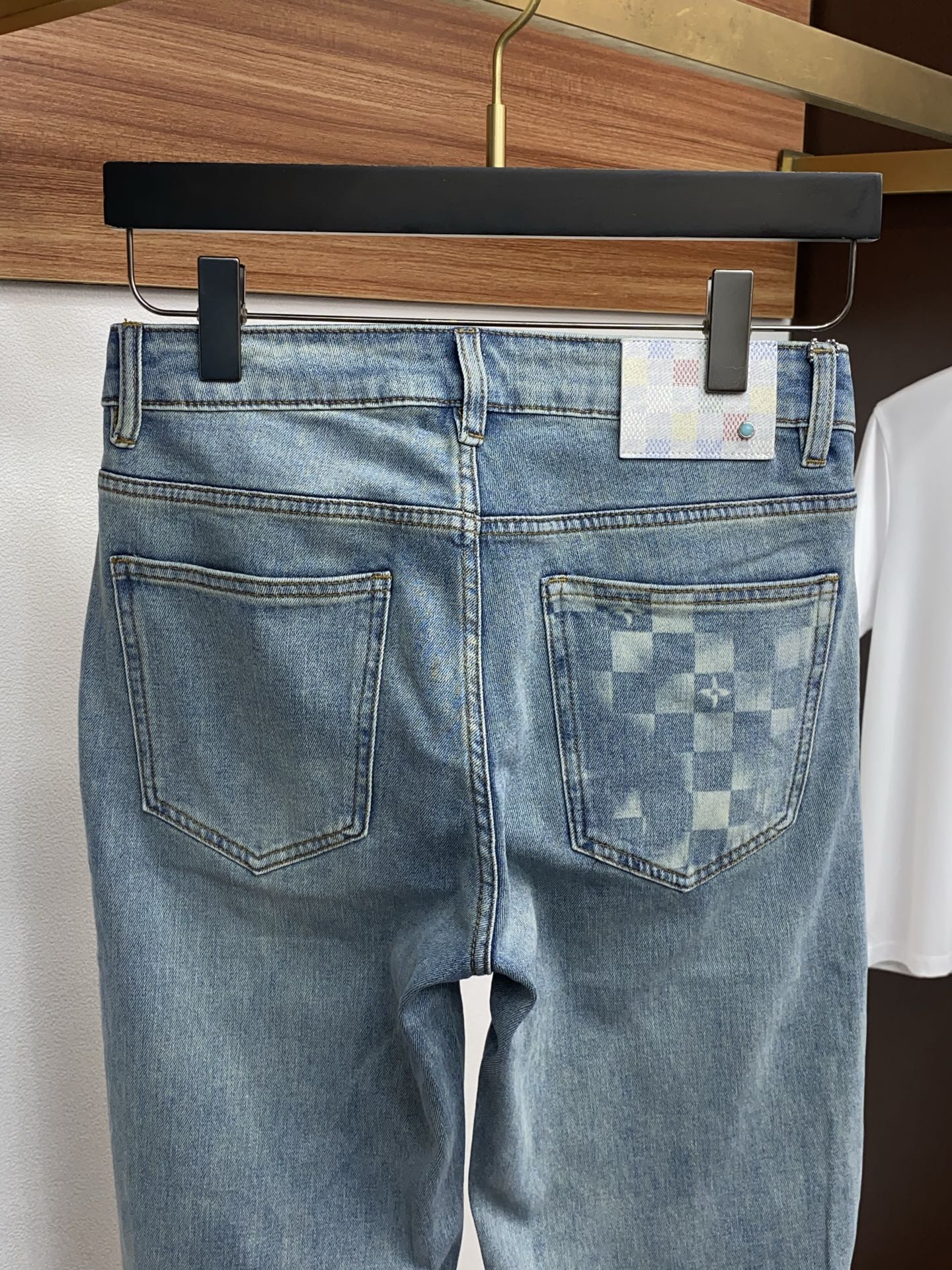 1v路易威登 26春夏 新品 原单男士修身牛仔休闲裤 纯血统品 G柜7000+ 每季必出的类型，无需质疑