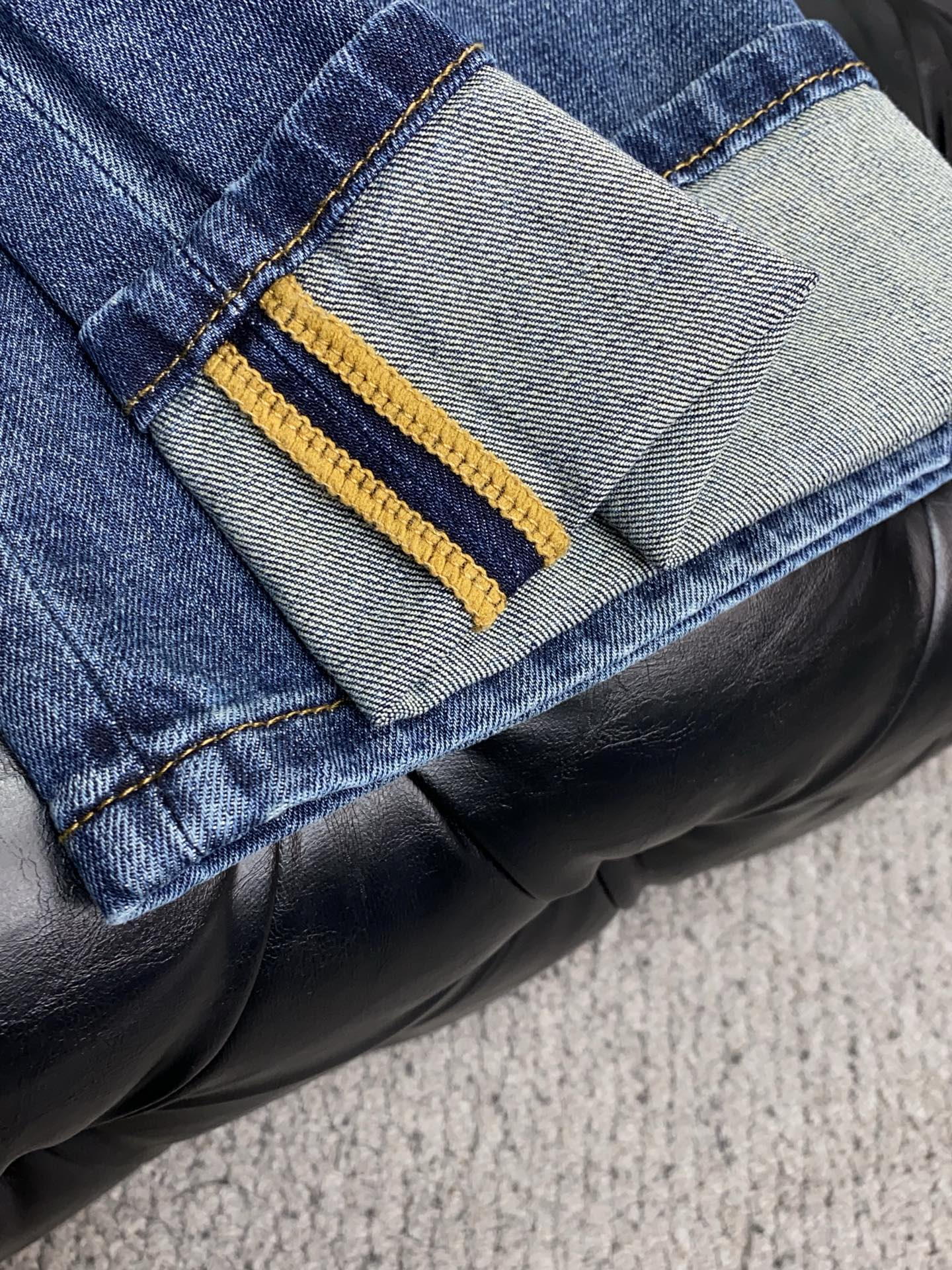 VT 26春夏 新品 原单男士修身牛仔休闲裤 纯血统品 G柜7000+ 每季必出的类型，无需质疑的热卖王