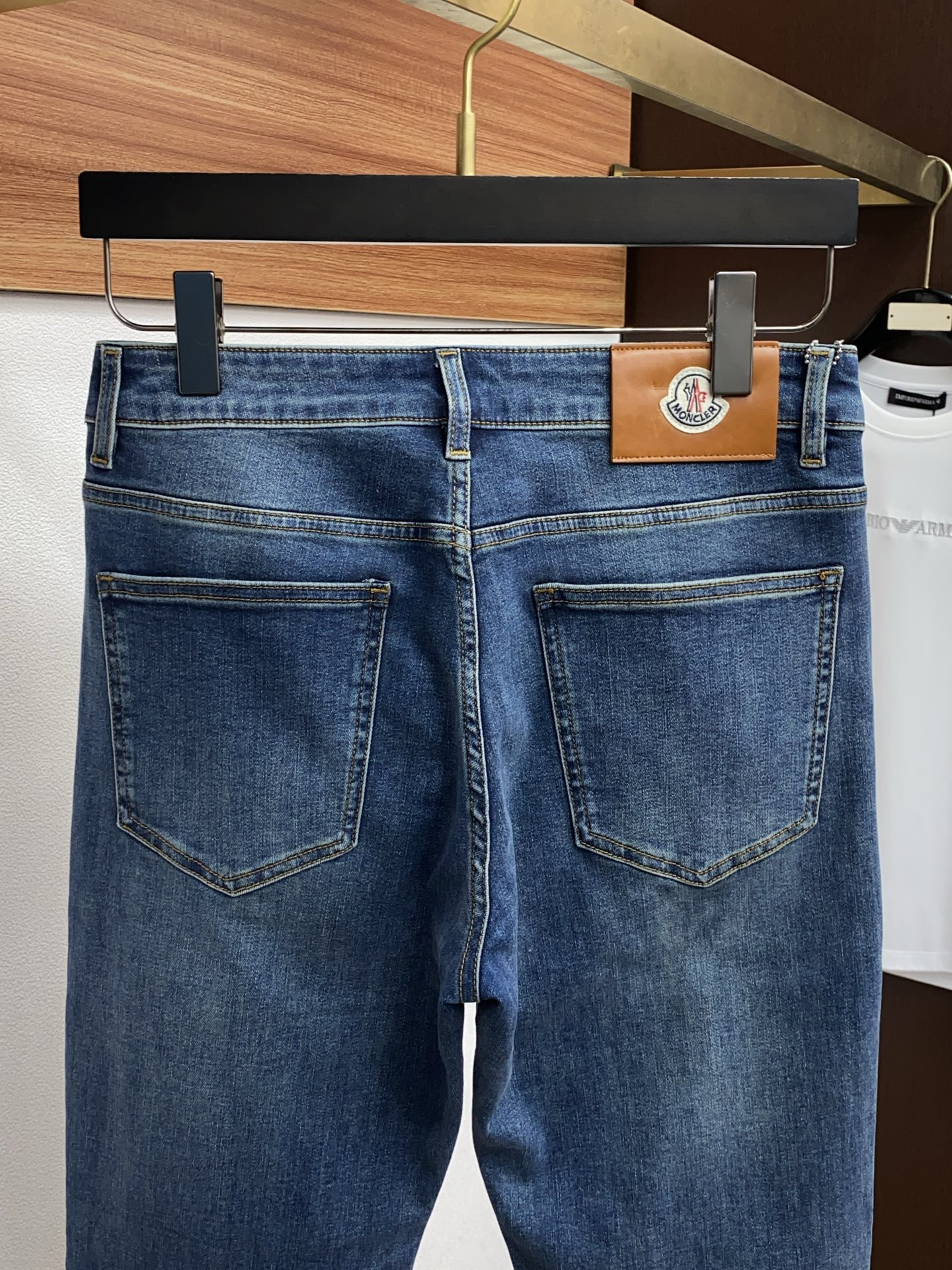 蒙口 26春夏 新品 原单男士修身牛仔休闲裤 纯血统品 G柜7000+ 每季必出的类型，无需质疑的热卖王