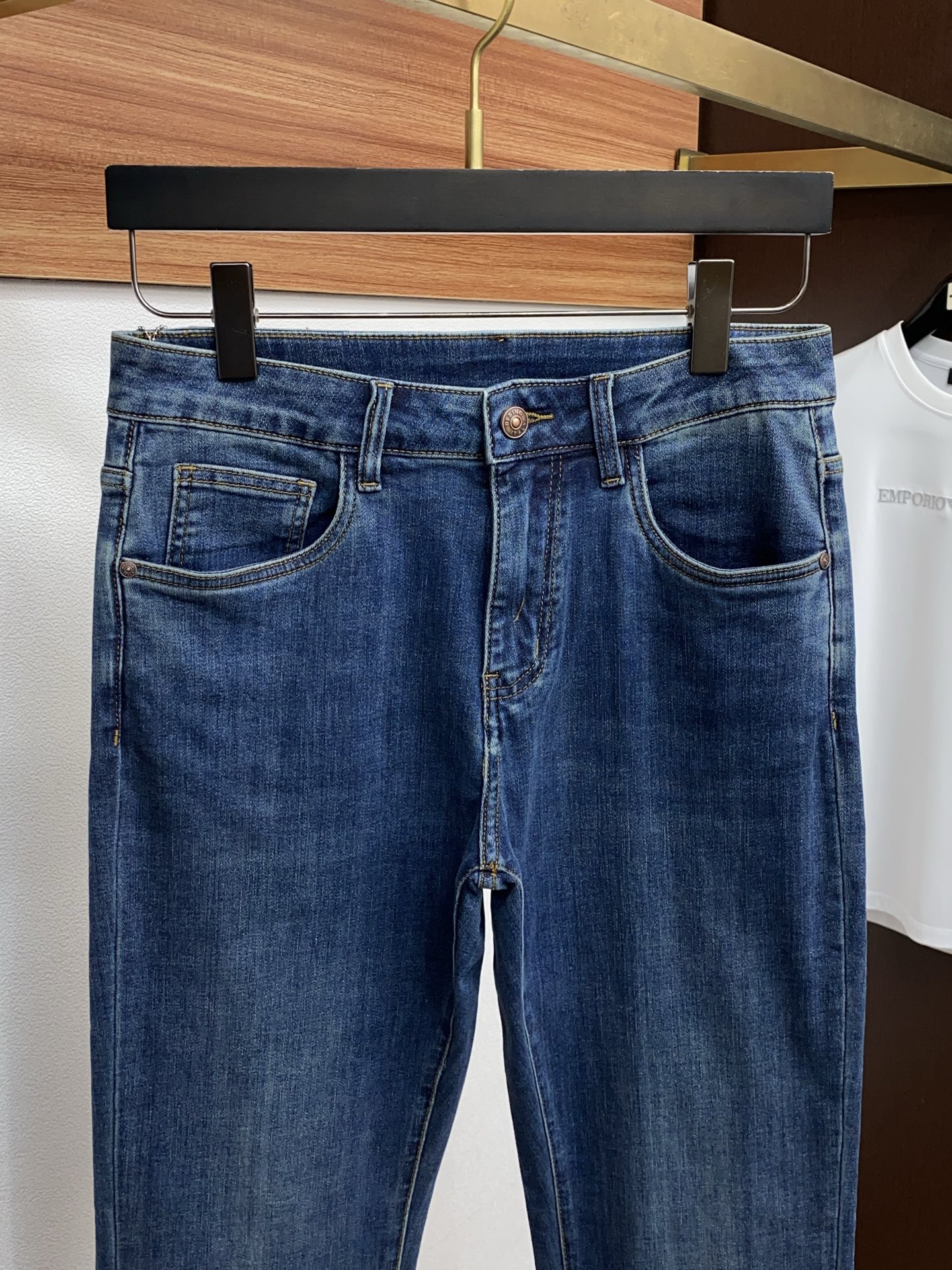 缪缪 26春夏 新品 原单男士修身牛仔休闲裤 纯血统品 G柜7000+ 每季必出的类型，无需质疑的热卖王