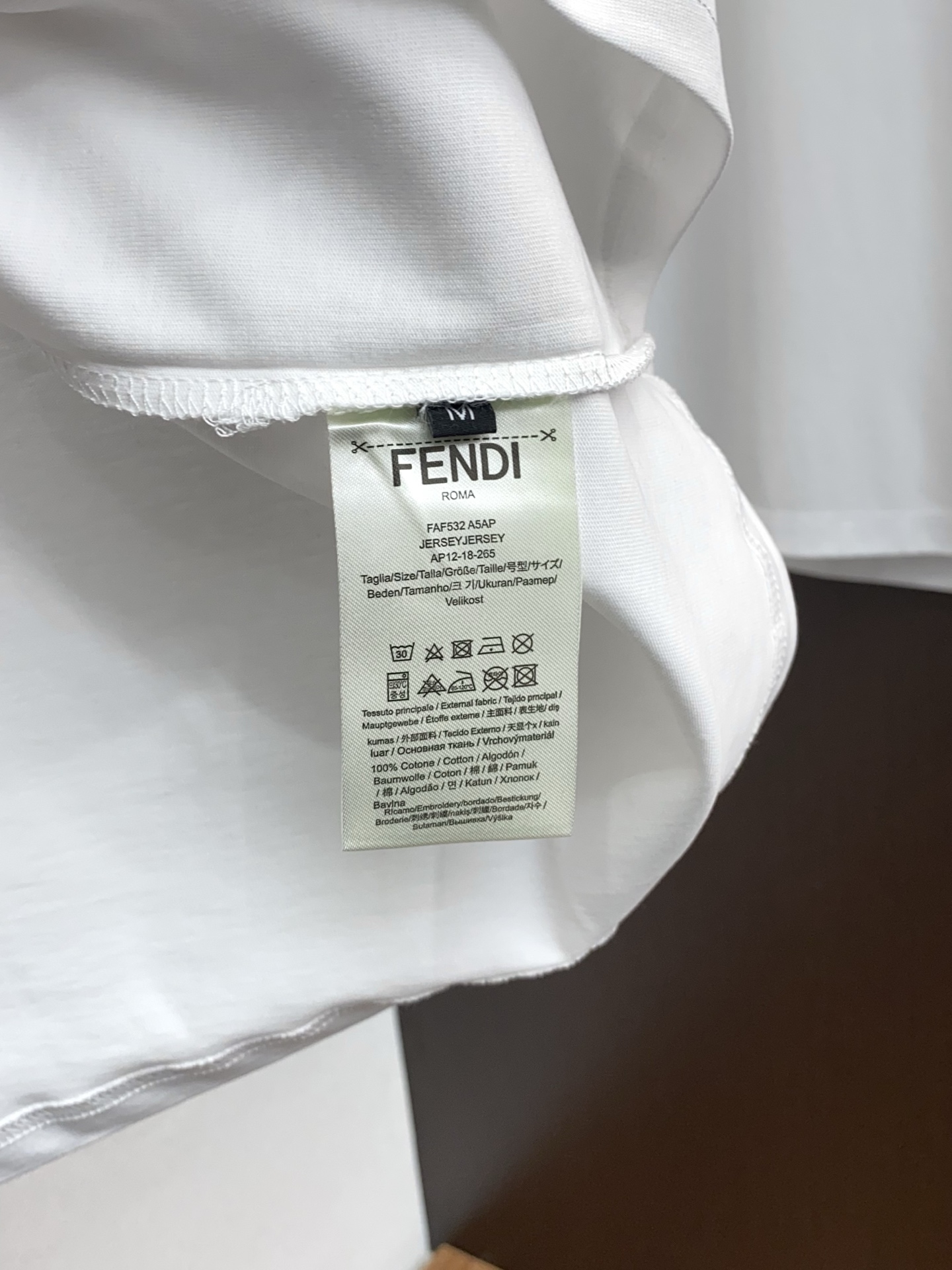 芬迪 26SS春夏新款 纯棉质圆领短袖 男士基础款纯白专柜短袖T恤衫！贸易公司渠道稀出，同步官网发售！基