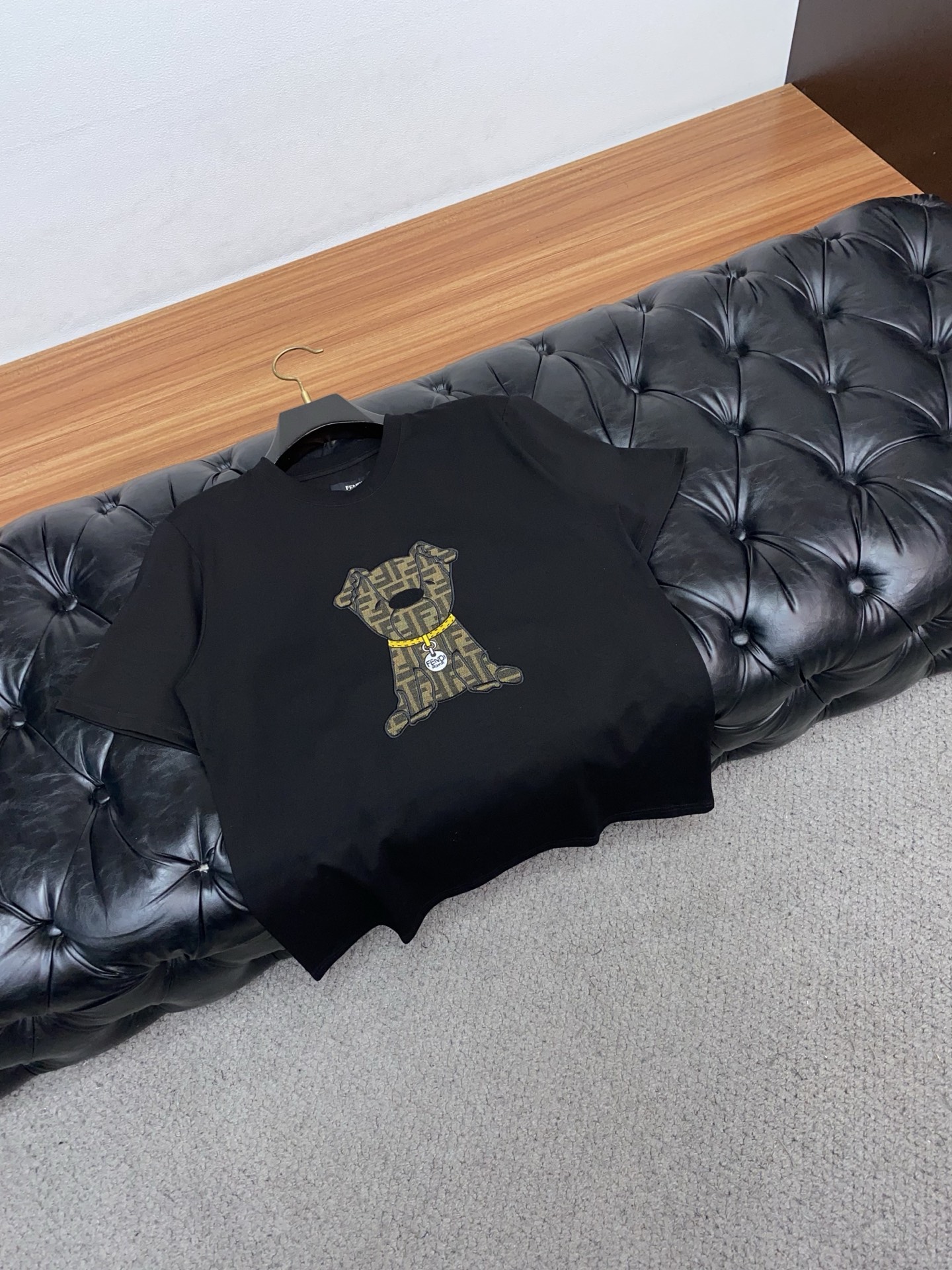 芬迪 26SS春夏新款 纯棉质圆领短袖 男士基础款纯白专柜短袖T恤衫！贸易公司渠道稀出，同步官网发售！基