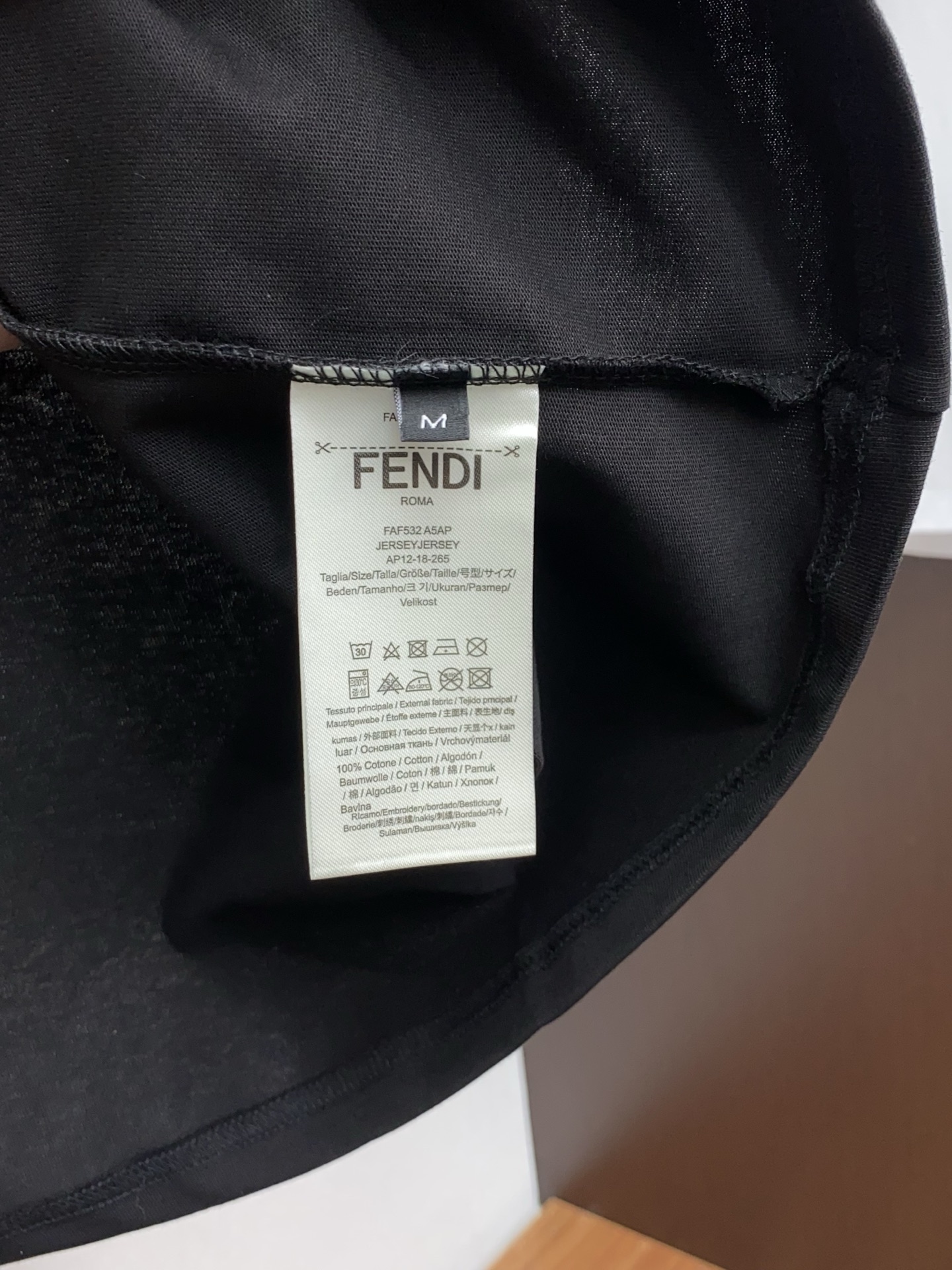 芬迪 26SS春夏新款 纯棉质圆领短袖 男士基础款纯白专柜短袖T恤衫！贸易公司渠道稀出，同步官网发售！基