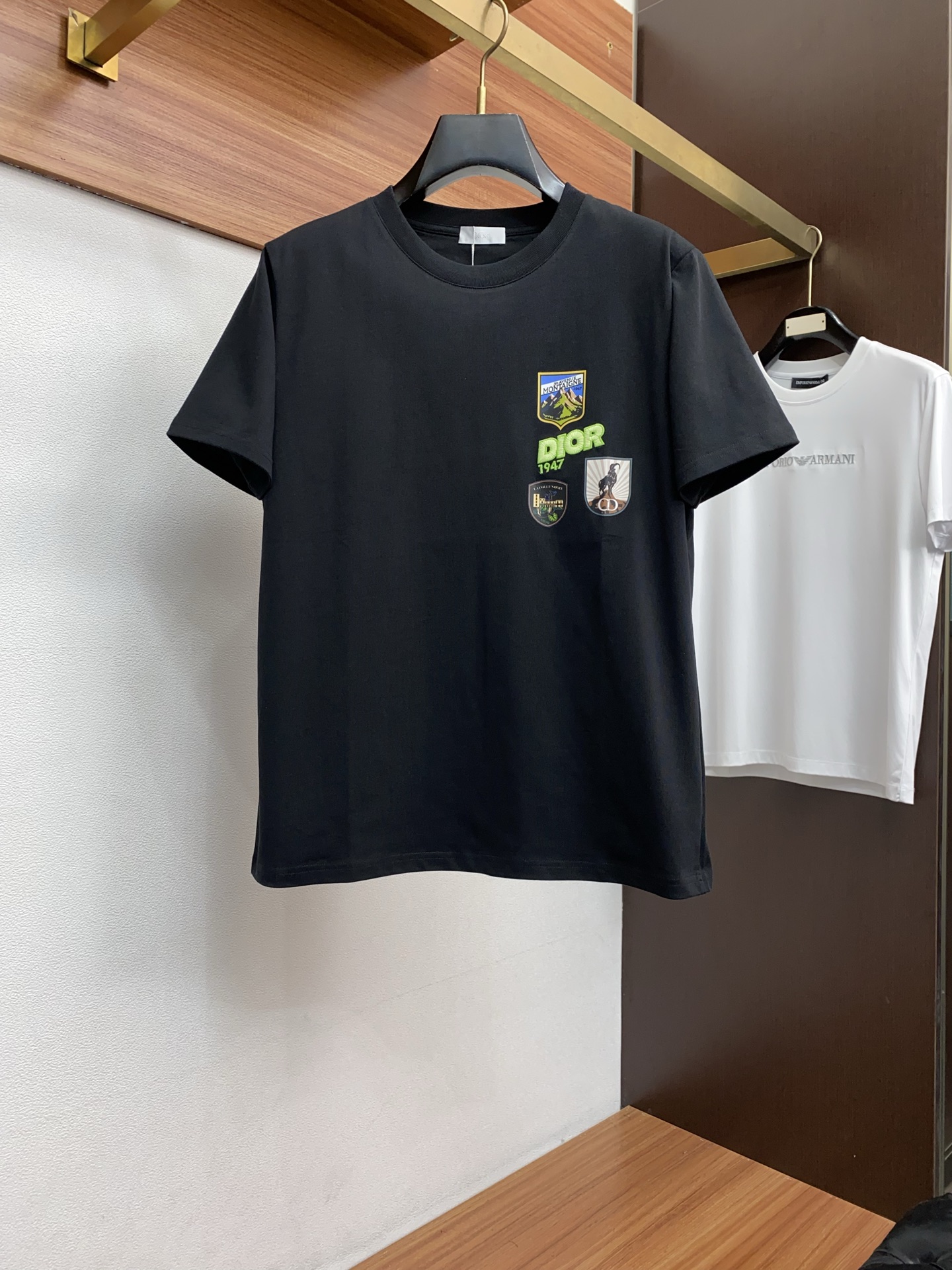 迪奥 26SS春夏新款 纯棉质圆领短袖 男士基础款纯白专柜短袖T恤衫！贸易公司渠道稀出，同步官网发售！基