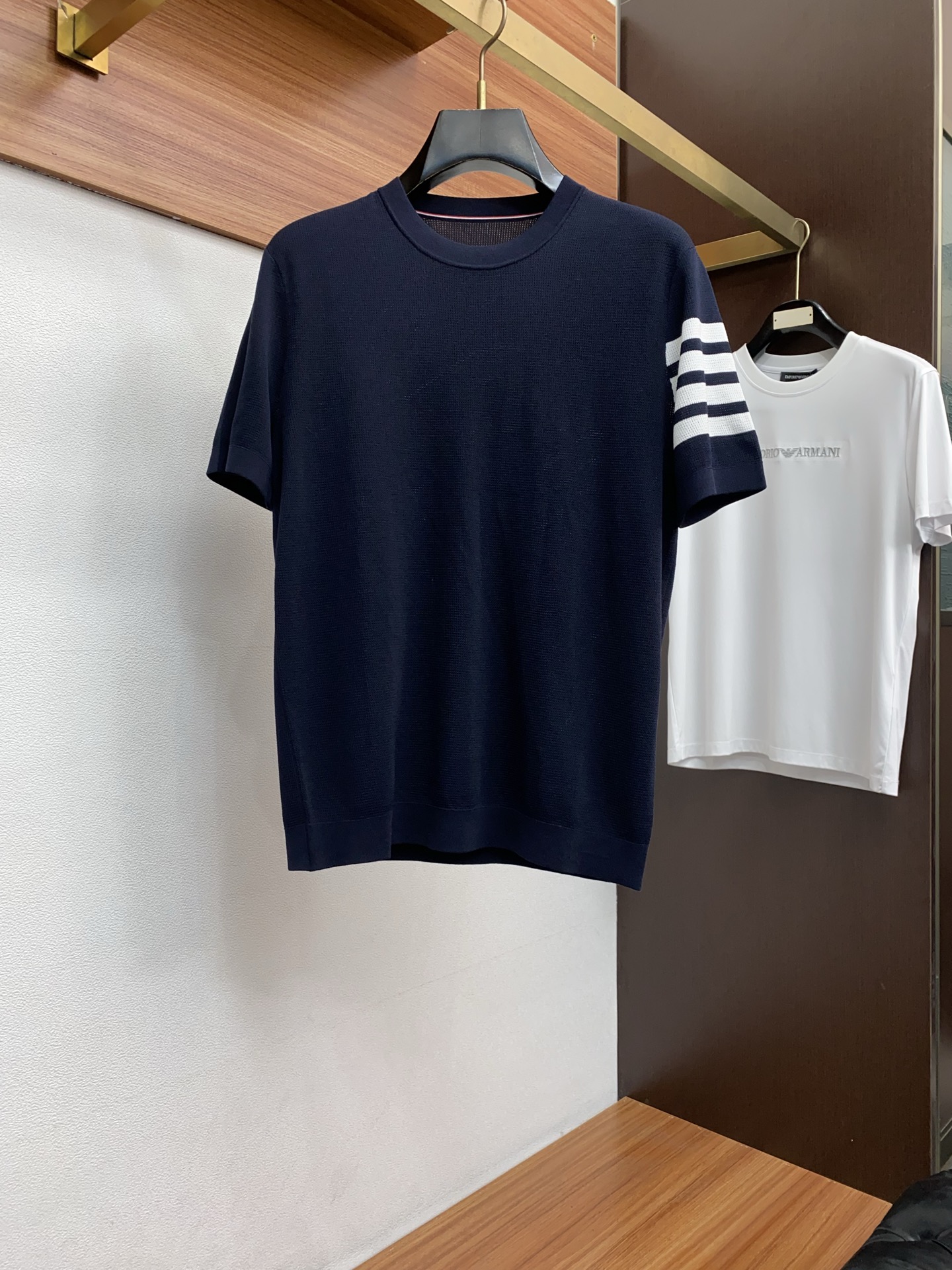 톰브라운 남성 반팔 50274