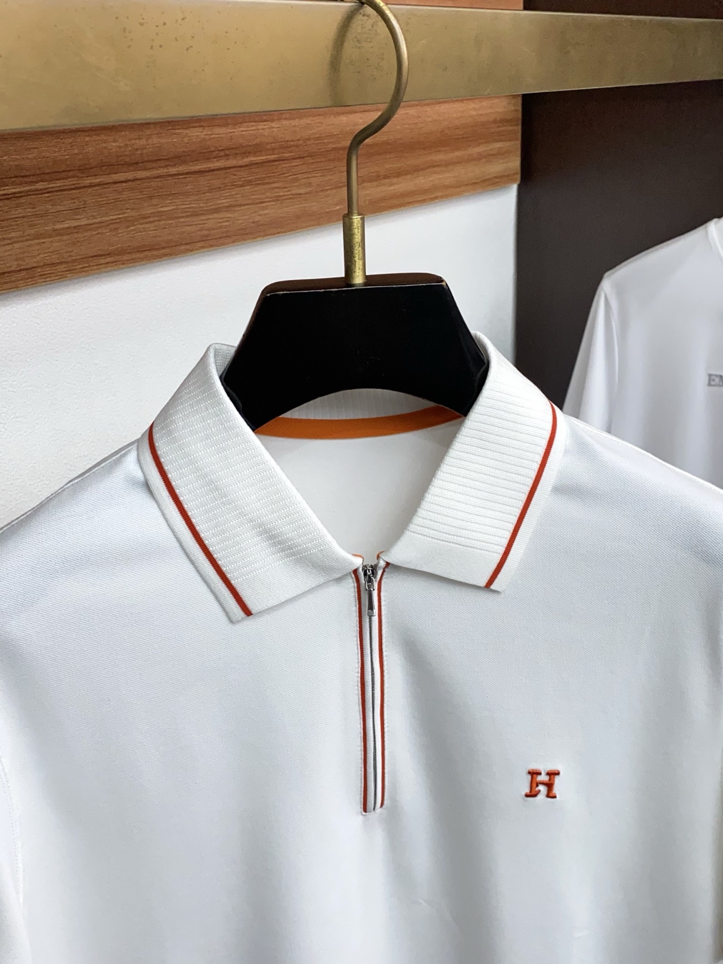普拉达 2026s经典时尚翻领 Polo衫短袖 ，贸易公司渠道订单，简约大气，时尚百搭，品相更是无法挑剔
