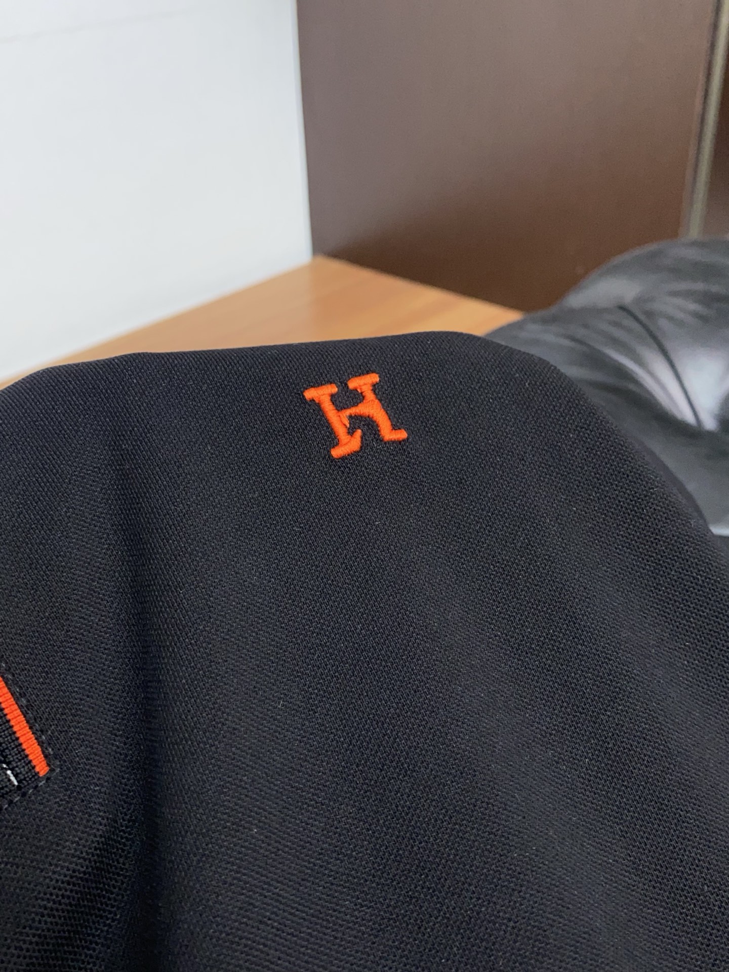 普拉达 2026s经典时尚翻领 Polo衫短袖 ，贸易公司渠道订单，简约大气，时尚百搭，品相更是无法挑剔