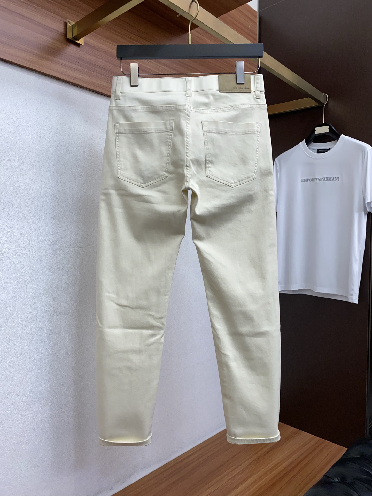 Loro Piana 诺悠翩雅 高端定制、2026早春最新款牛仔裤 柜台同步发售 原版定制复刻 客供五金