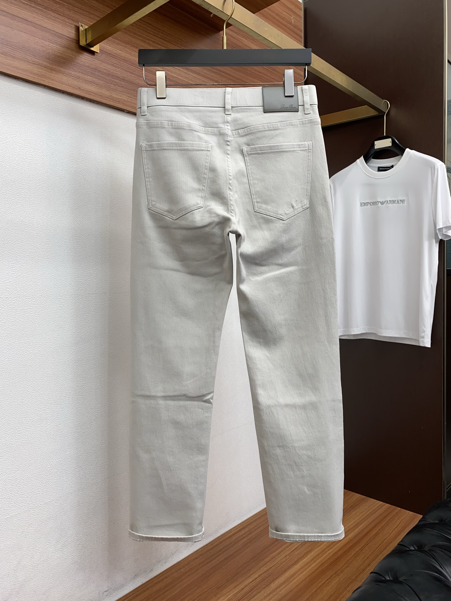 Loro Piana 诺悠翩雅 高端定制、2026早春最新款牛仔裤 柜台同步发售 原版定制复刻 客供五金