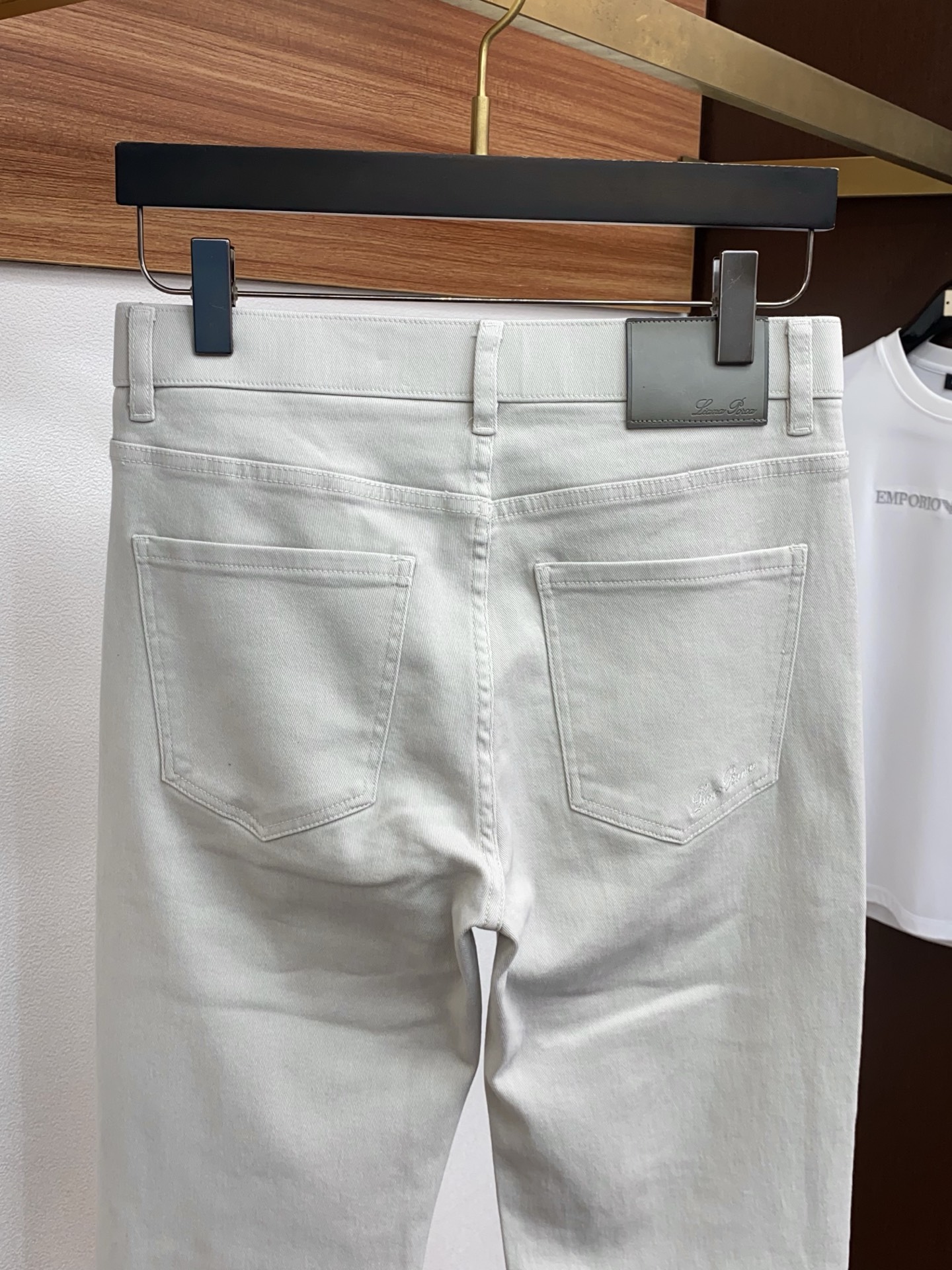 Loro Piana 诺悠翩雅 高端定制、2026早春最新款牛仔裤 柜台同步发售 原版定制复刻 客供五金