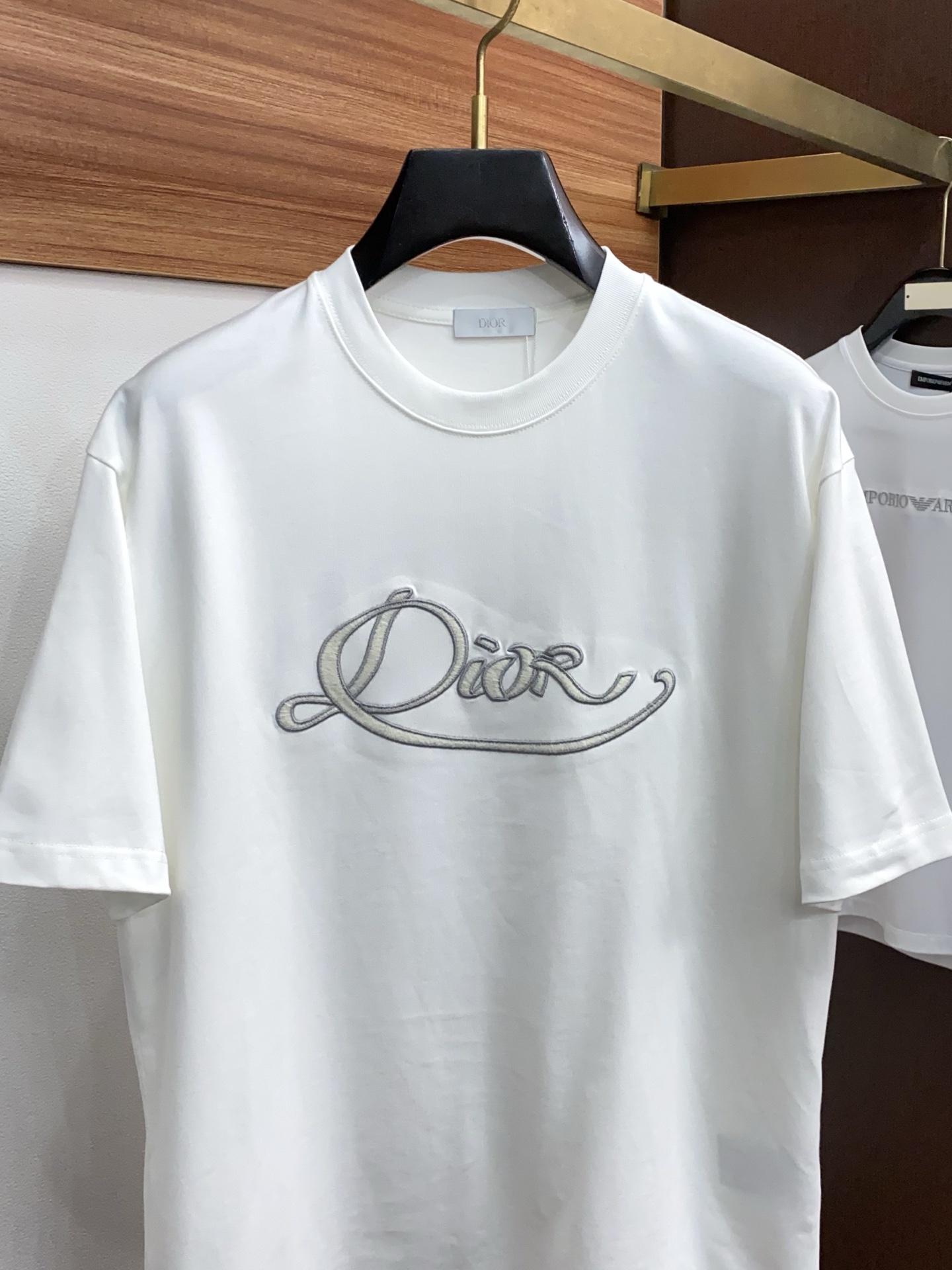 迪奥 2026新款AW新品，时尚休闲打短袖 专柜同步有售，定制长绒棉面料，工艺极度复杂，视觉相当雅致时髦