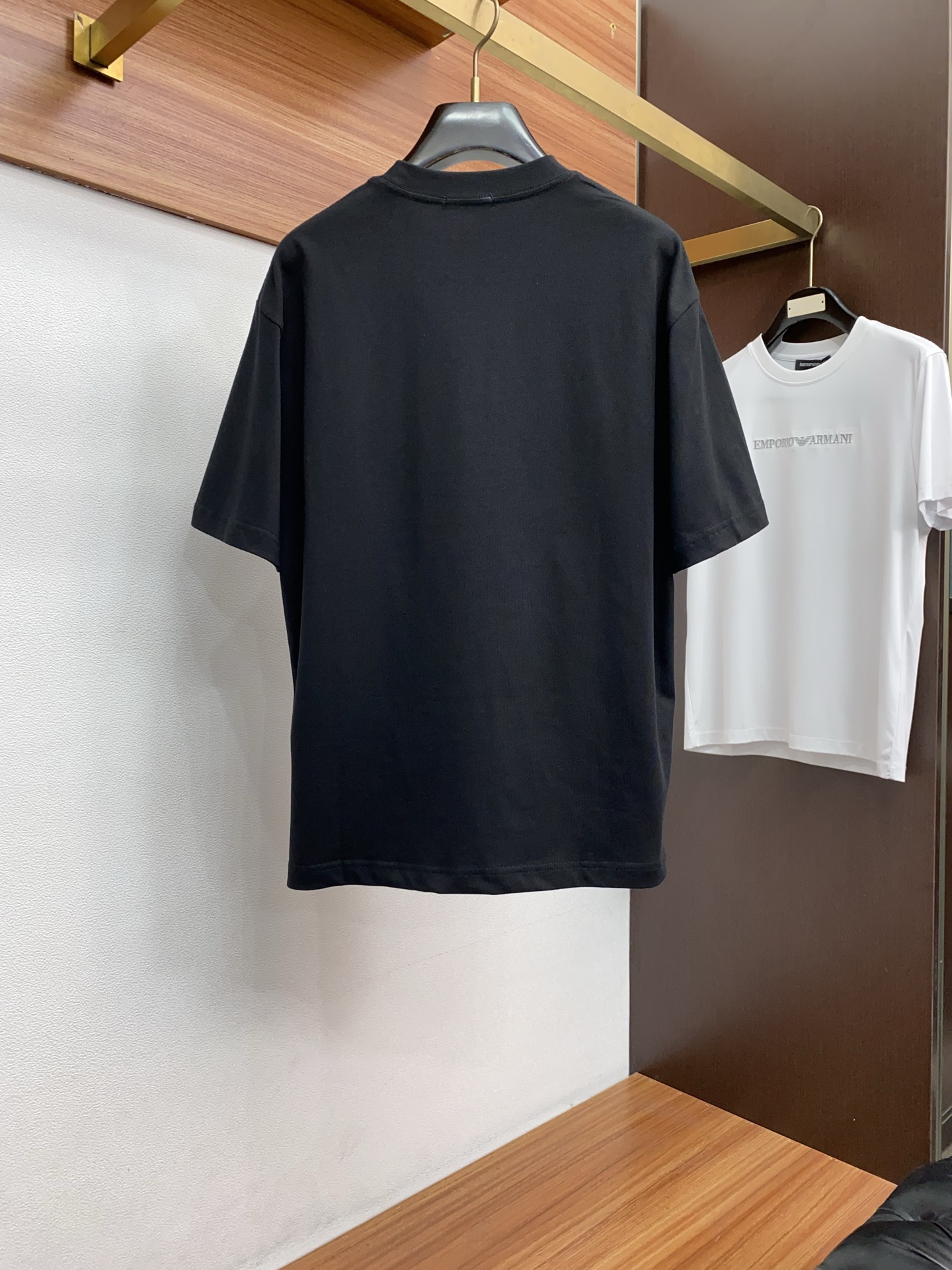 迪奥 2026新款AW新品，时尚休闲打短袖 专柜同步有售，定制长绒棉面料，工艺极度复杂，视觉相当雅致时髦