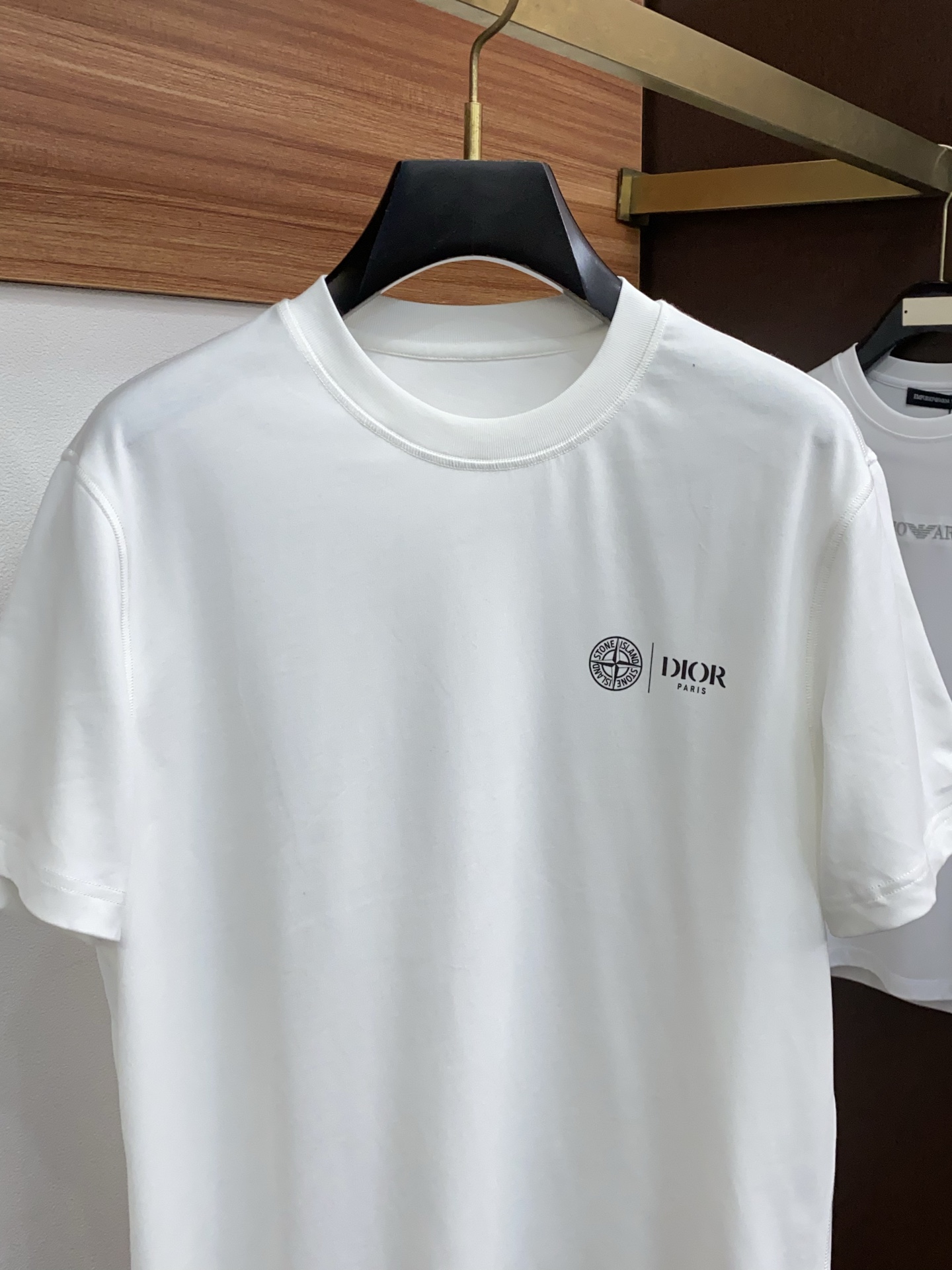 迪奥 2026新款AW新品，时尚休闲打短袖 专柜同步有售，定制长绒棉面料，工艺极度复杂，视觉相当雅致时髦