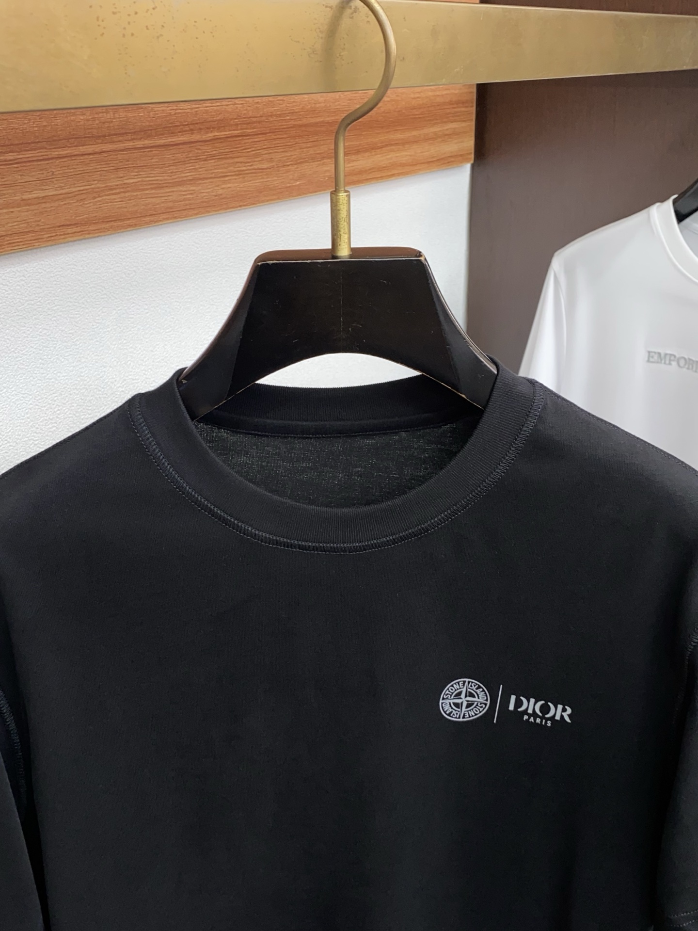 迪奥 2026新款AW新品，时尚休闲打短袖 专柜同步有售，定制长绒棉面料，工艺极度复杂，视觉相当雅致时髦