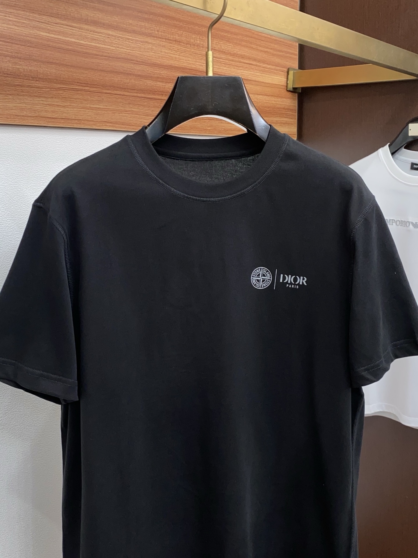 迪奥 2026新款AW新品，时尚休闲打短袖 专柜同步有售，定制长绒棉面料，工艺极度复杂，视觉相当雅致时髦