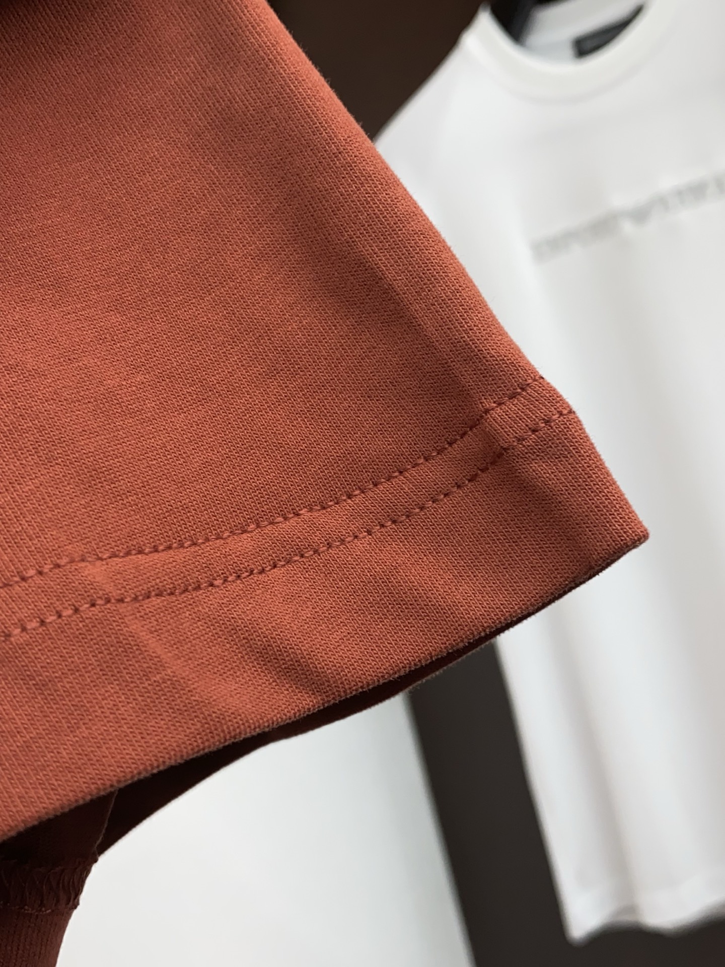 迪奥 2026新款AW新品，时尚休闲打短袖 专柜同步有售，定制长绒棉面料，工艺极度复杂，视觉相当雅致时髦