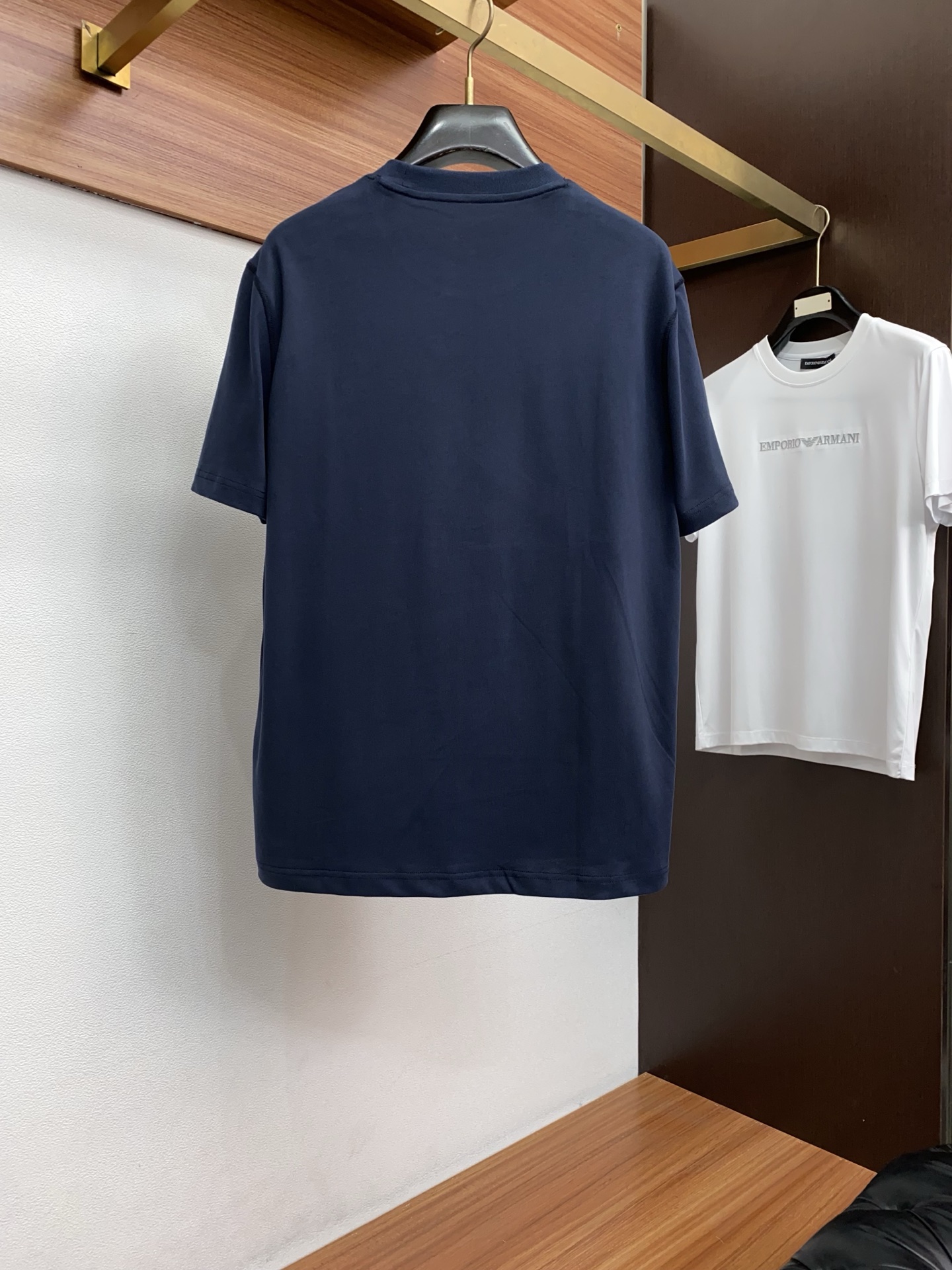 迪奥 2026新款AW新品，时尚休闲打短袖 专柜同步有售，定制长绒棉面料，工艺极度复杂，视觉相当雅致时髦