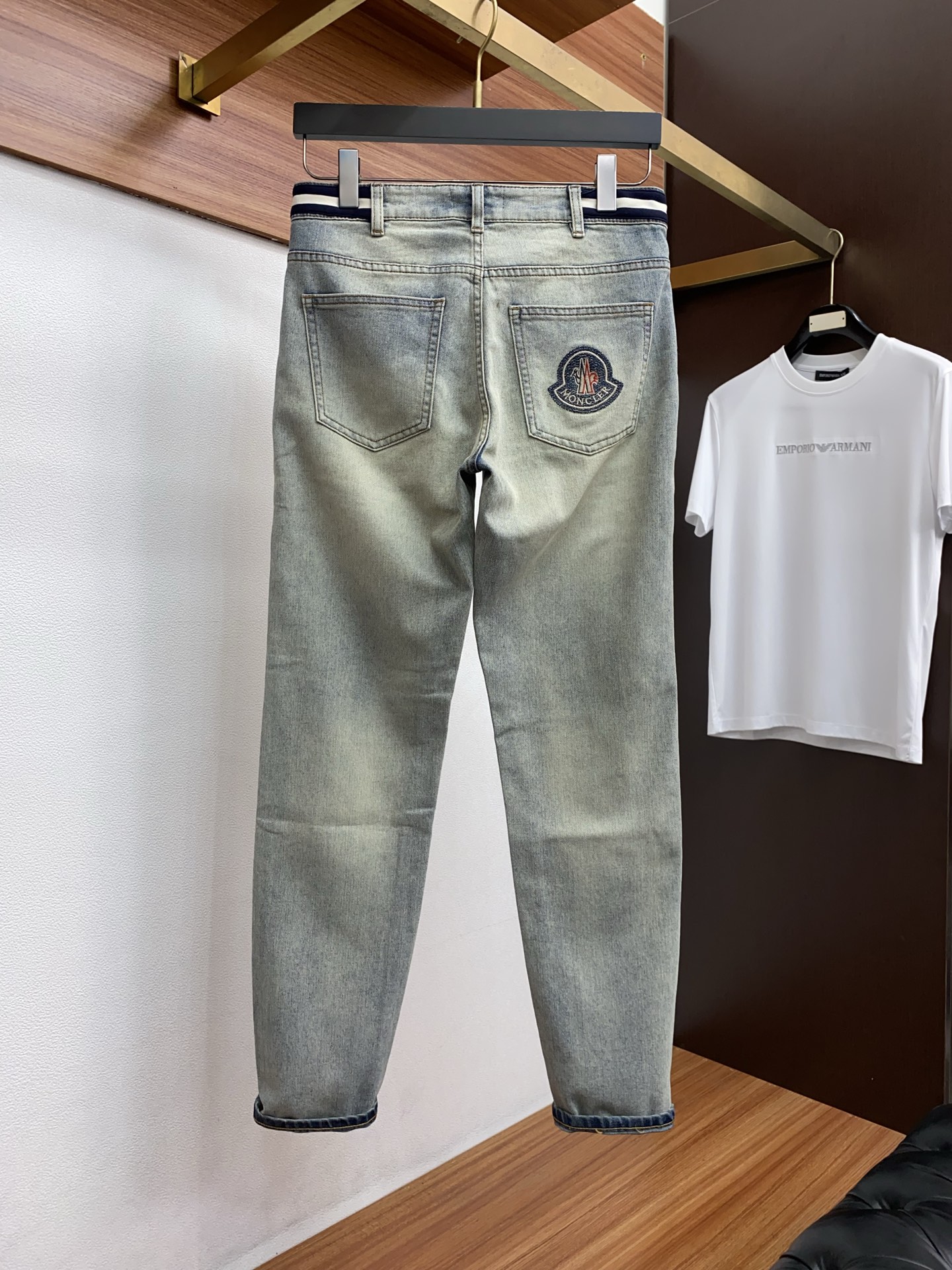 蒙口 2026ss春夏新款修身小直筒牛仔裤 完美洗水工艺 定制顶级五金logo 独家定制微弹面料 码数2