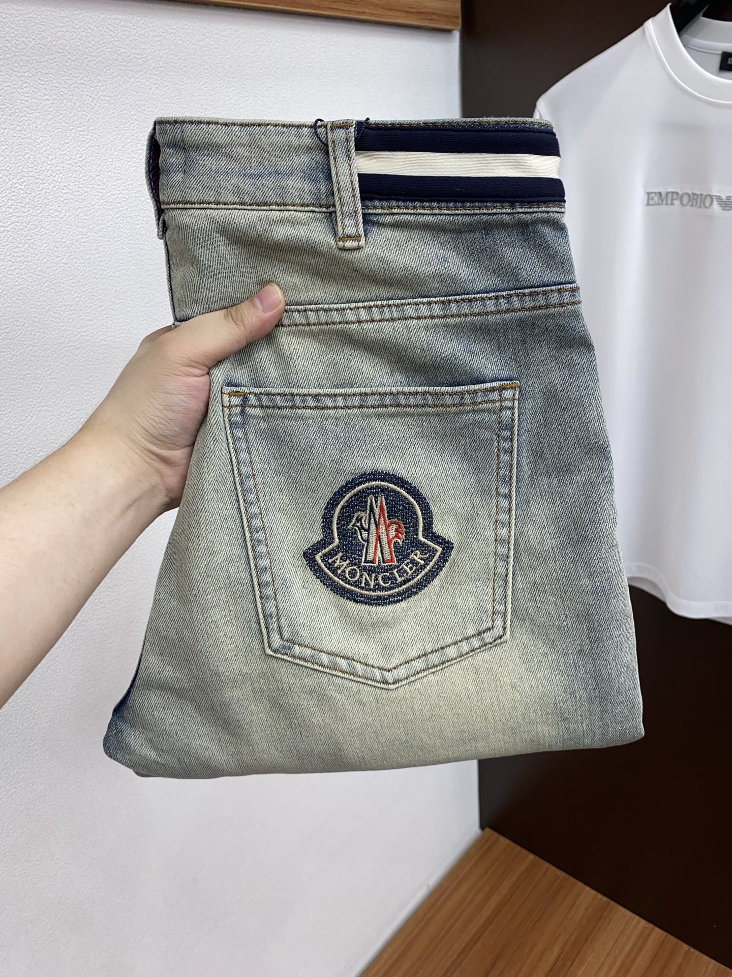 蒙口 2026ss春夏新款修身小直筒牛仔裤 完美洗水工艺 定制顶级五金logo 独家定制微弹面料 码数2