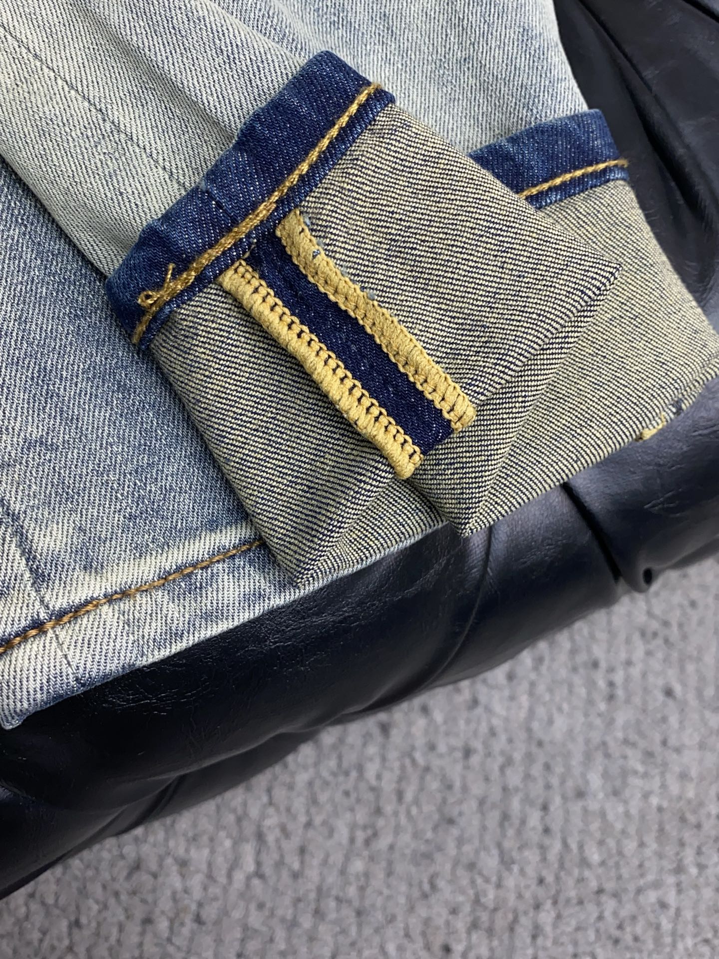 巴宝莉 2026ss春夏新款修身小直筒牛仔裤 完美洗水工艺 定制顶级五金logo 独家定制微弹面料 码数