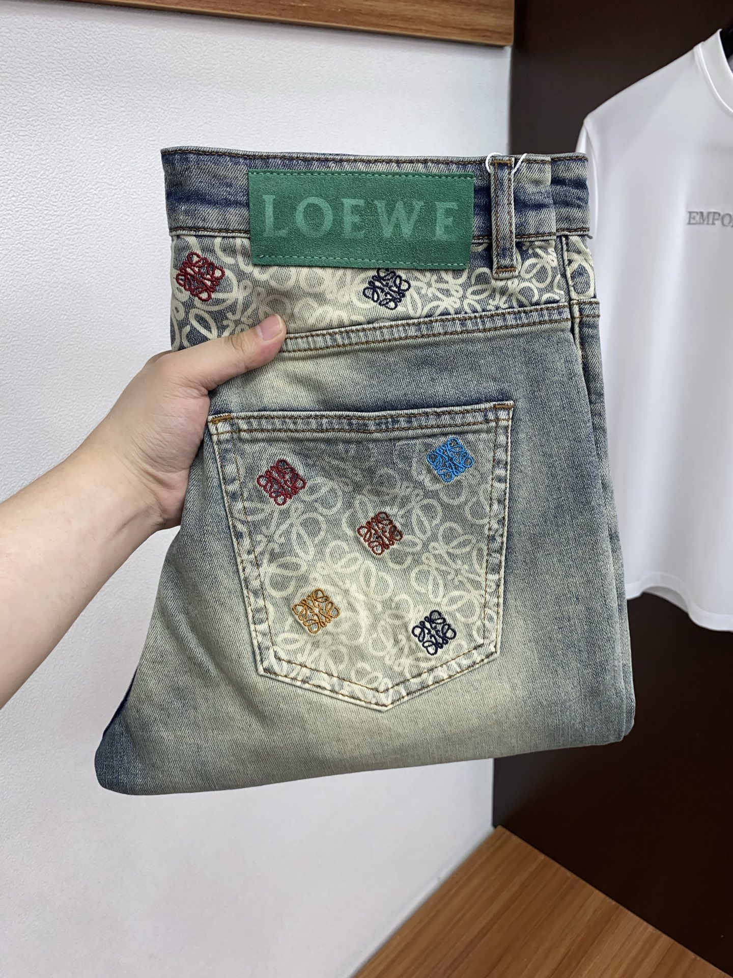 罗意威 2026ss春夏新款修身小直筒牛仔裤 完美洗水工艺 定制顶级五金logo 独家定制微弹面料 码数