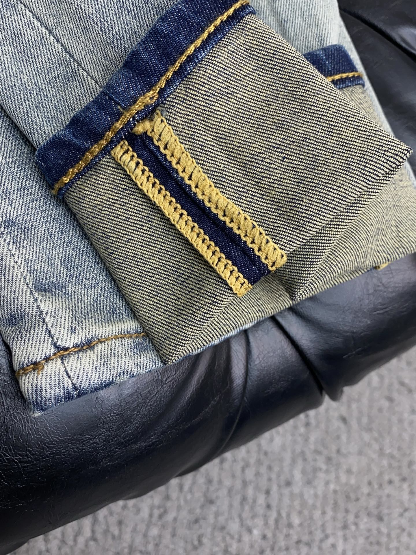 罗意威 2026ss春夏新款修身小直筒牛仔裤 完美洗水工艺 定制顶级五金logo 独家定制微弹面料 码数